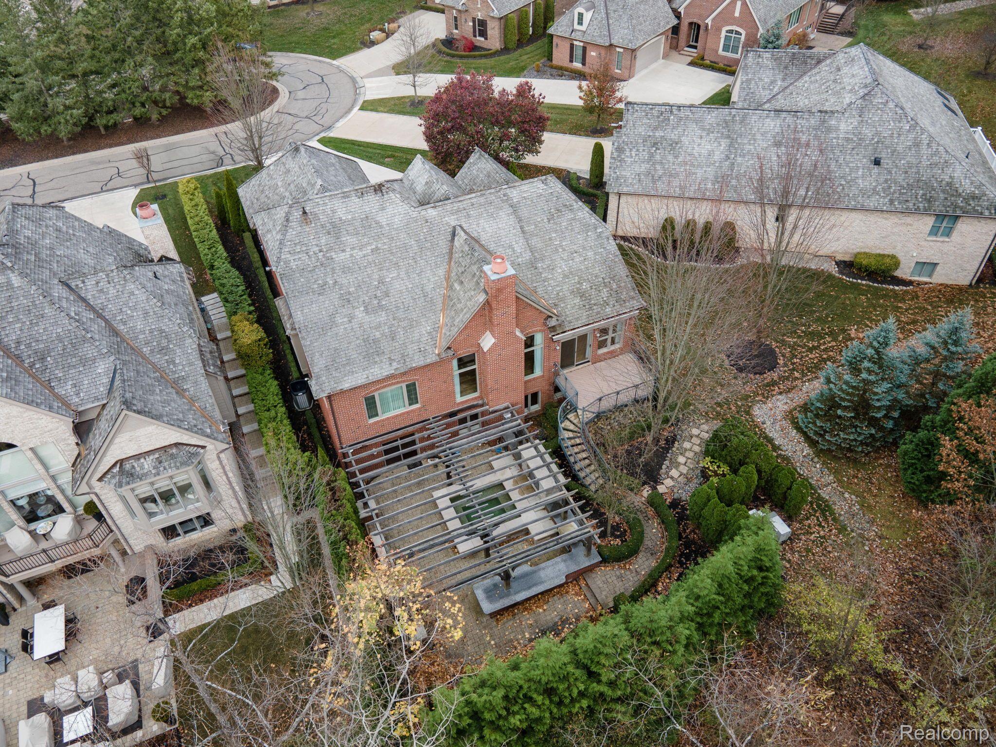 5162 Newport Court