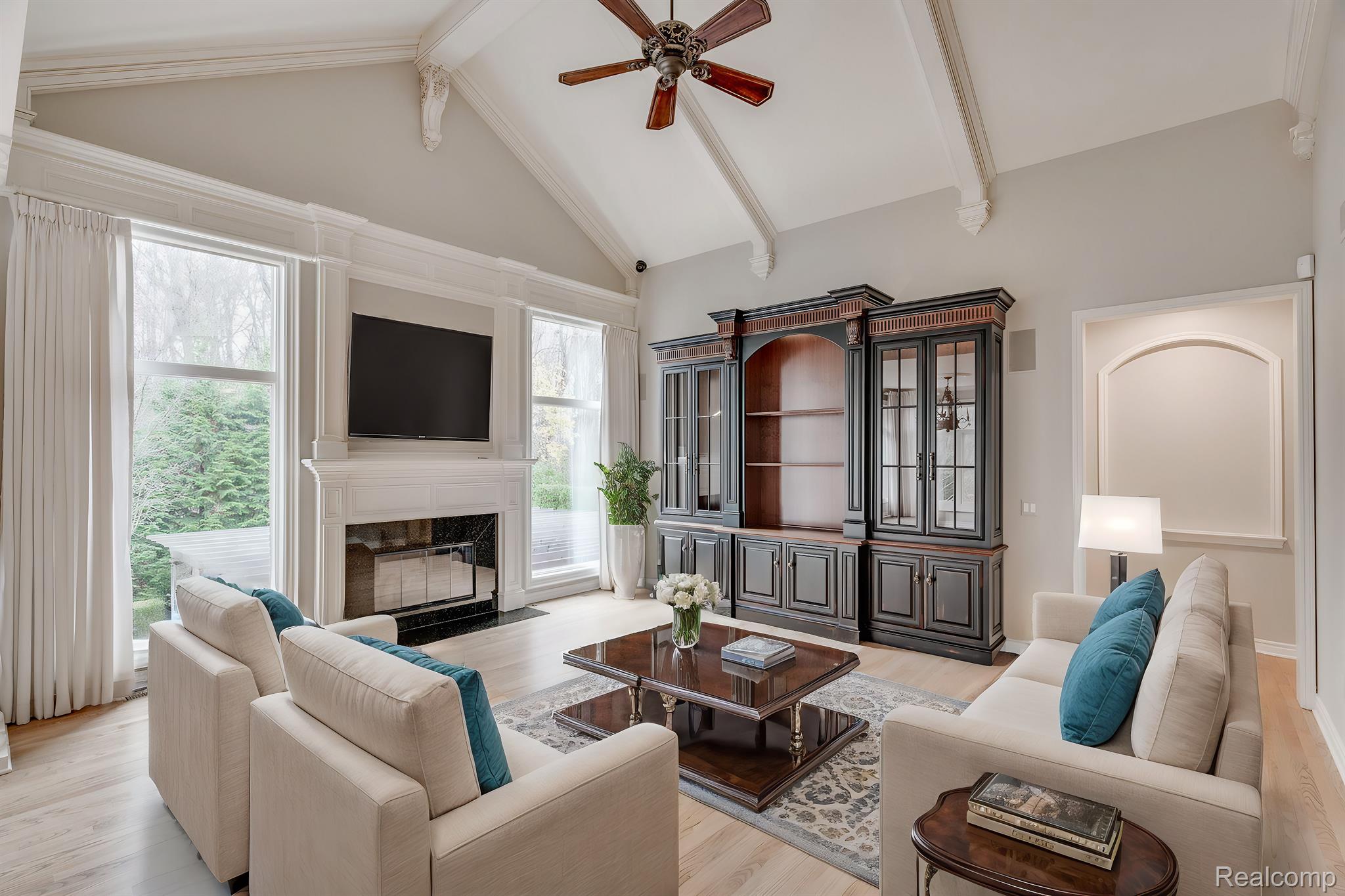 5162 Newport Court