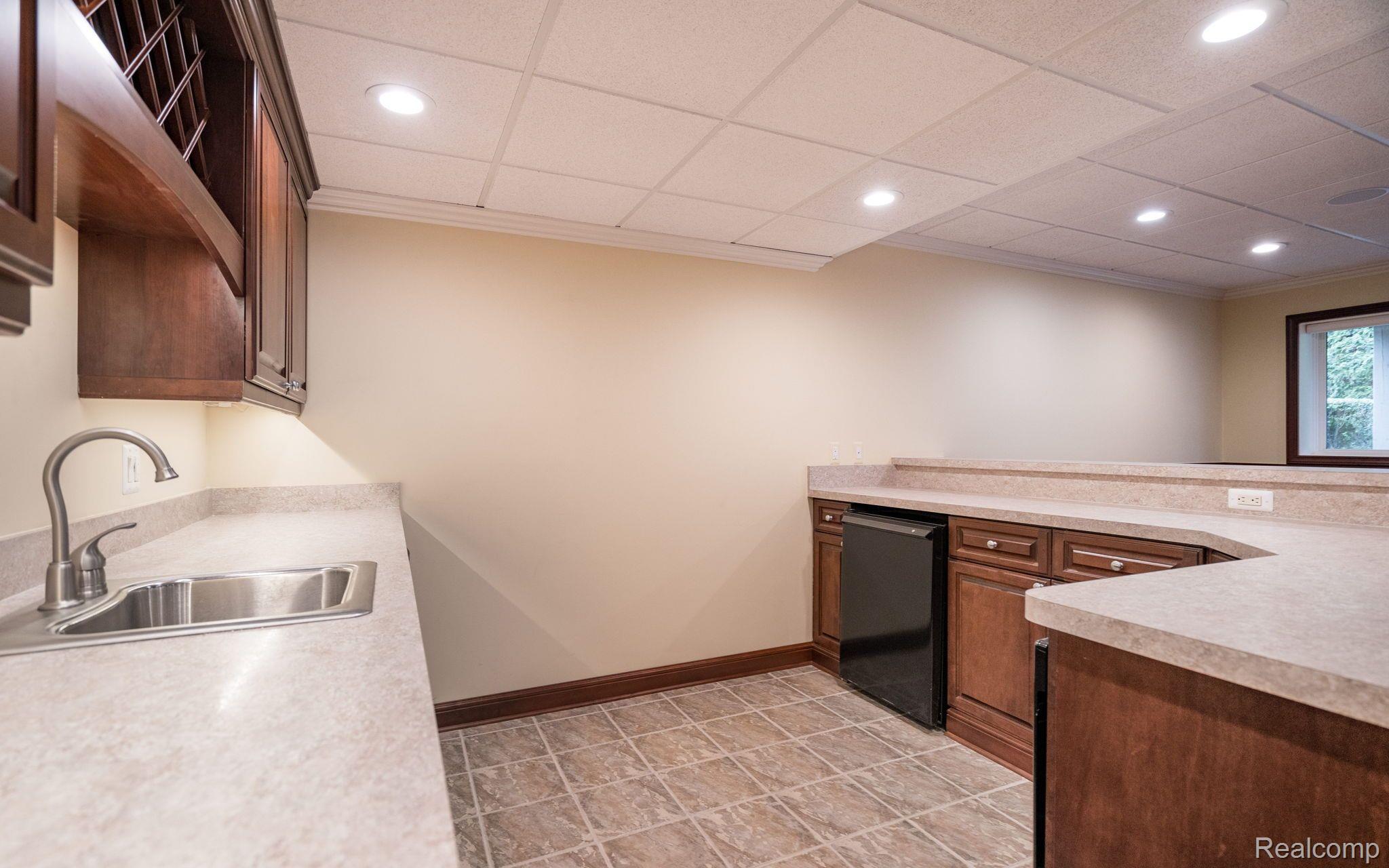 5162 Newport Court