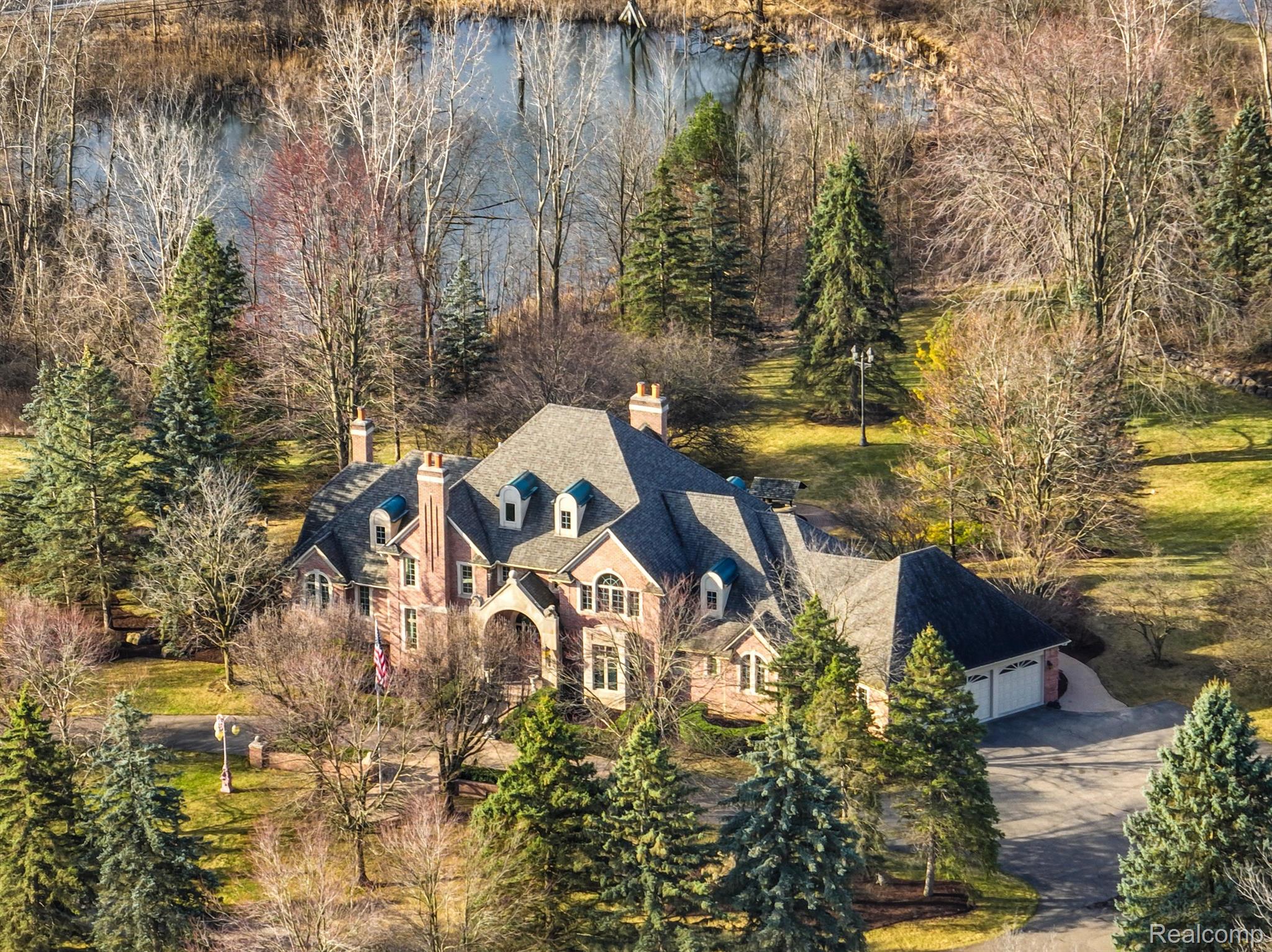 1401 E Silverbell Road