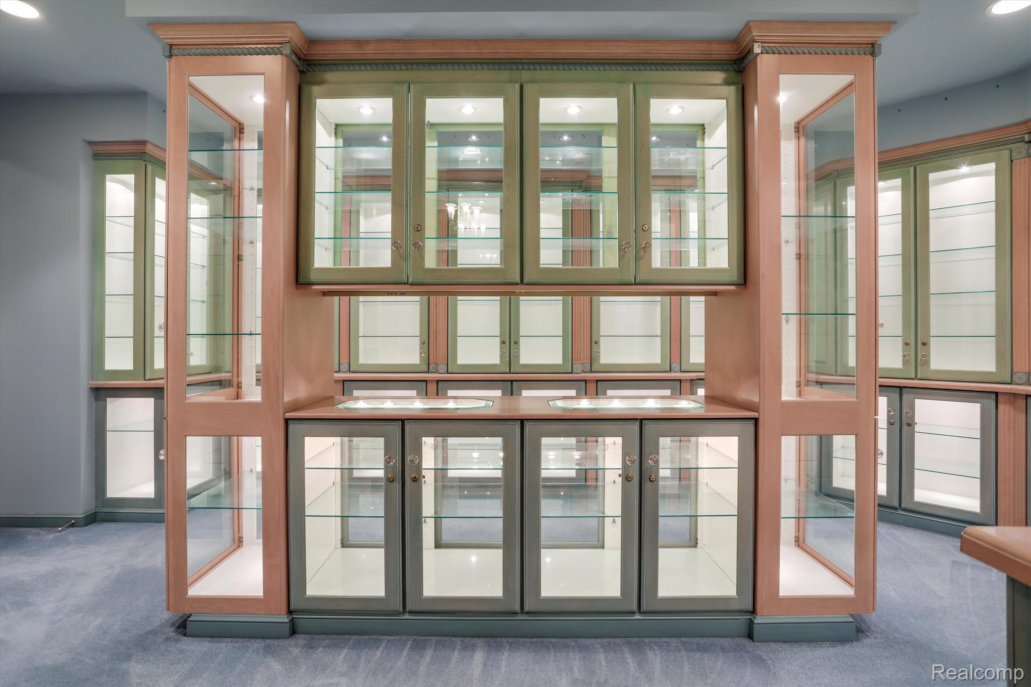 1401 E Silverbell Road