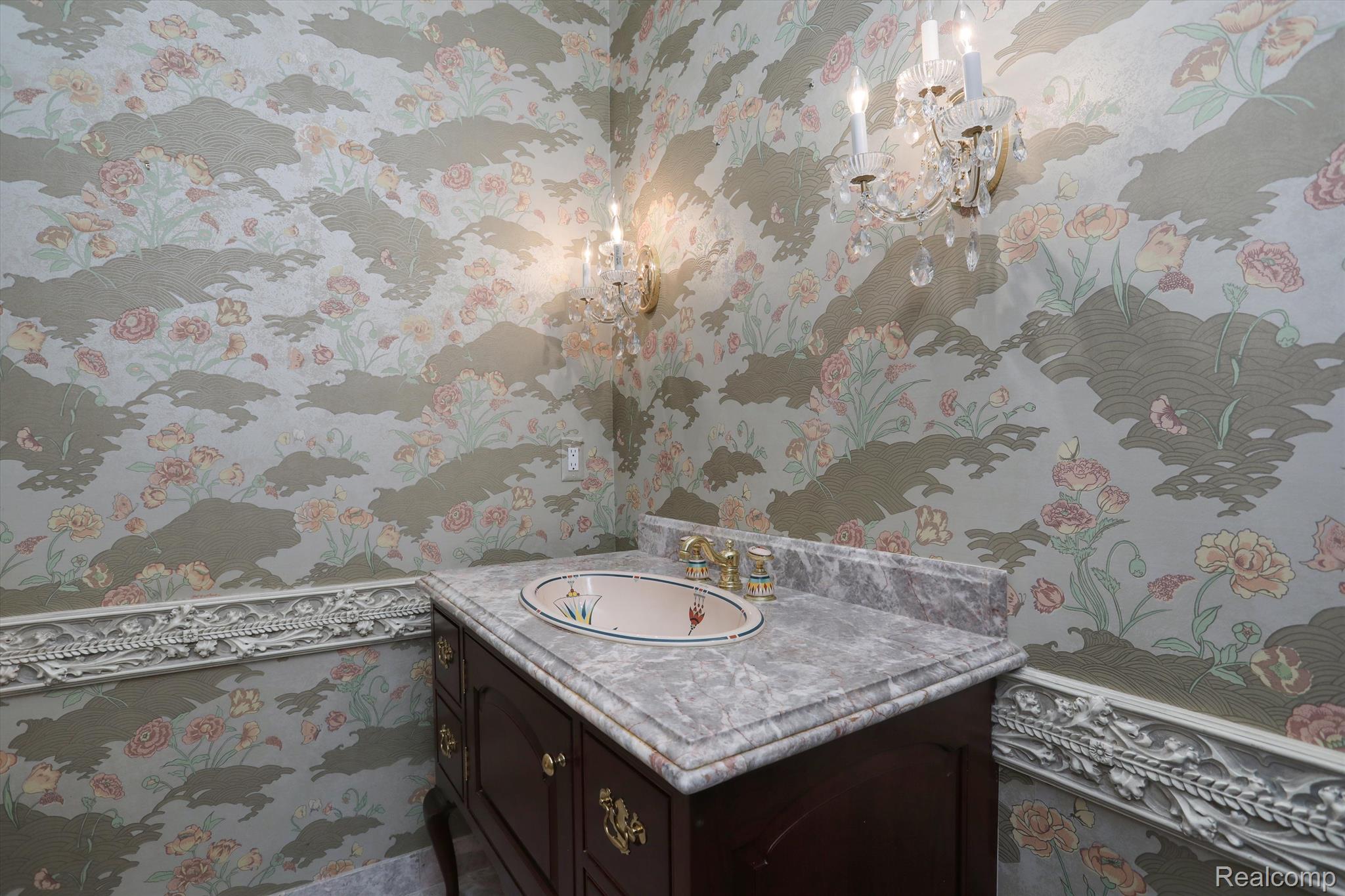 1401 E Silverbell Road