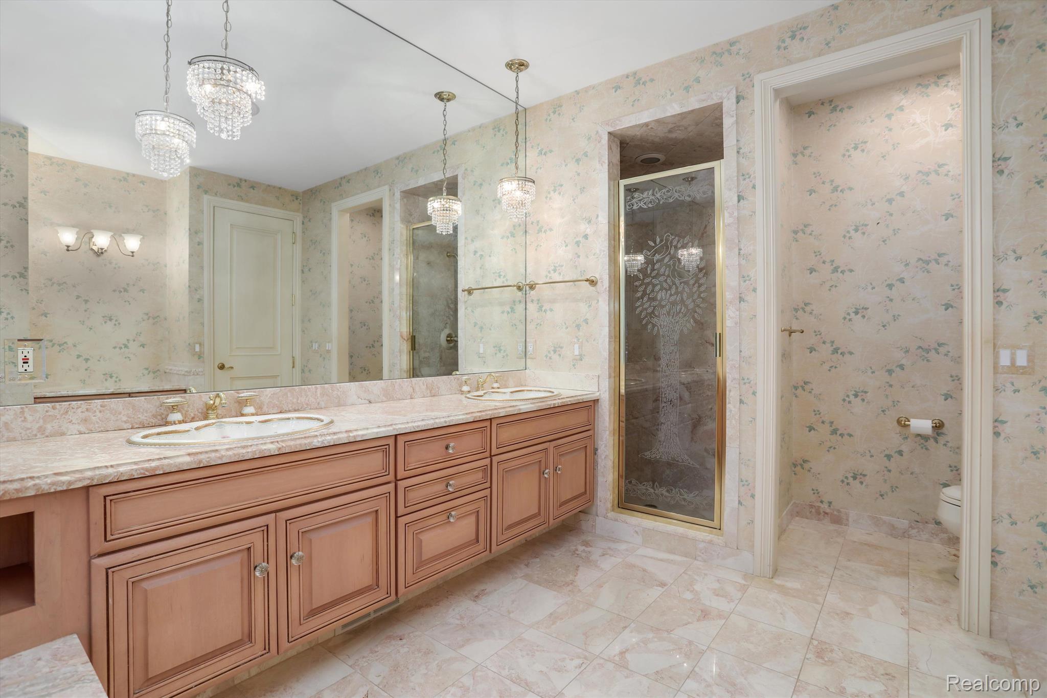 1401 E Silverbell Road