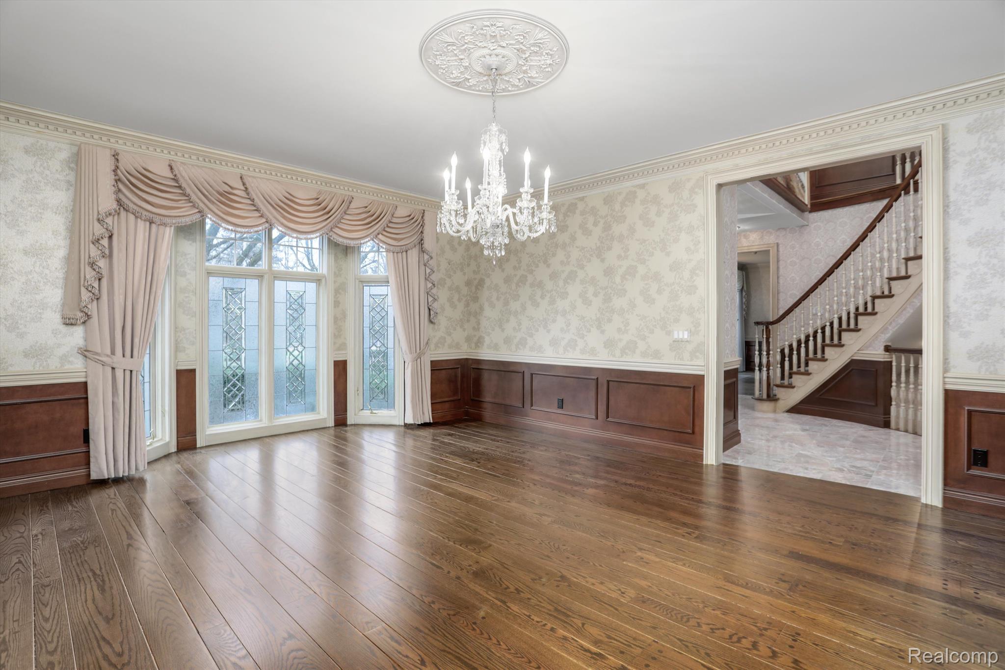 1401 E Silverbell Road