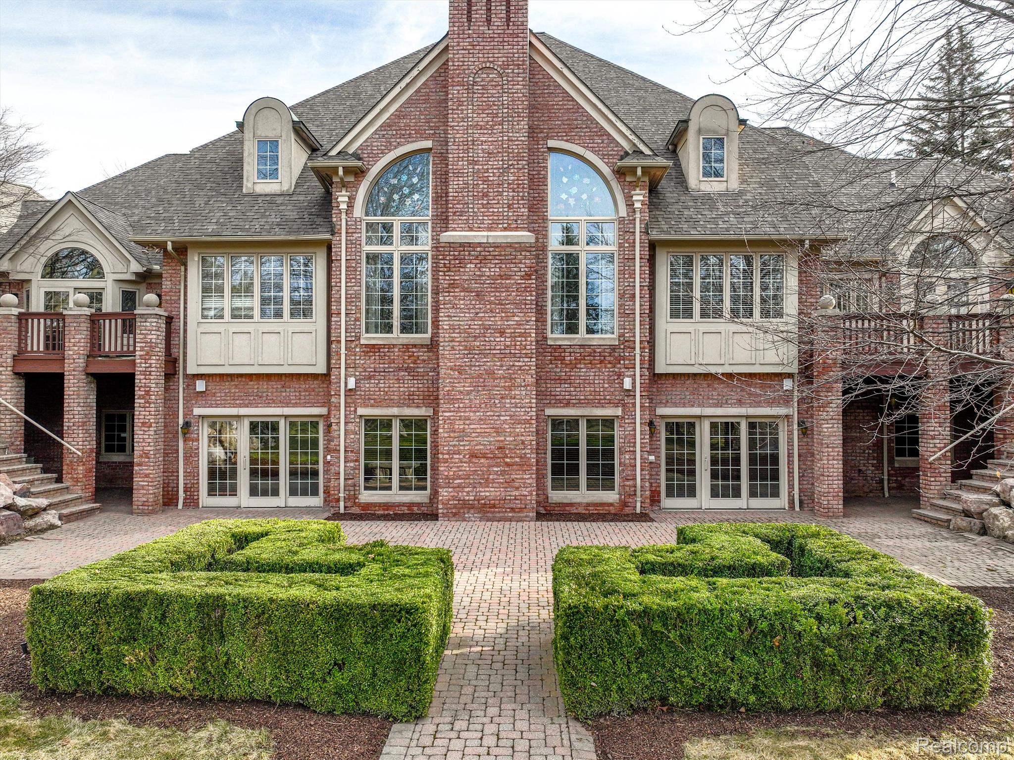 1401 E Silverbell Road