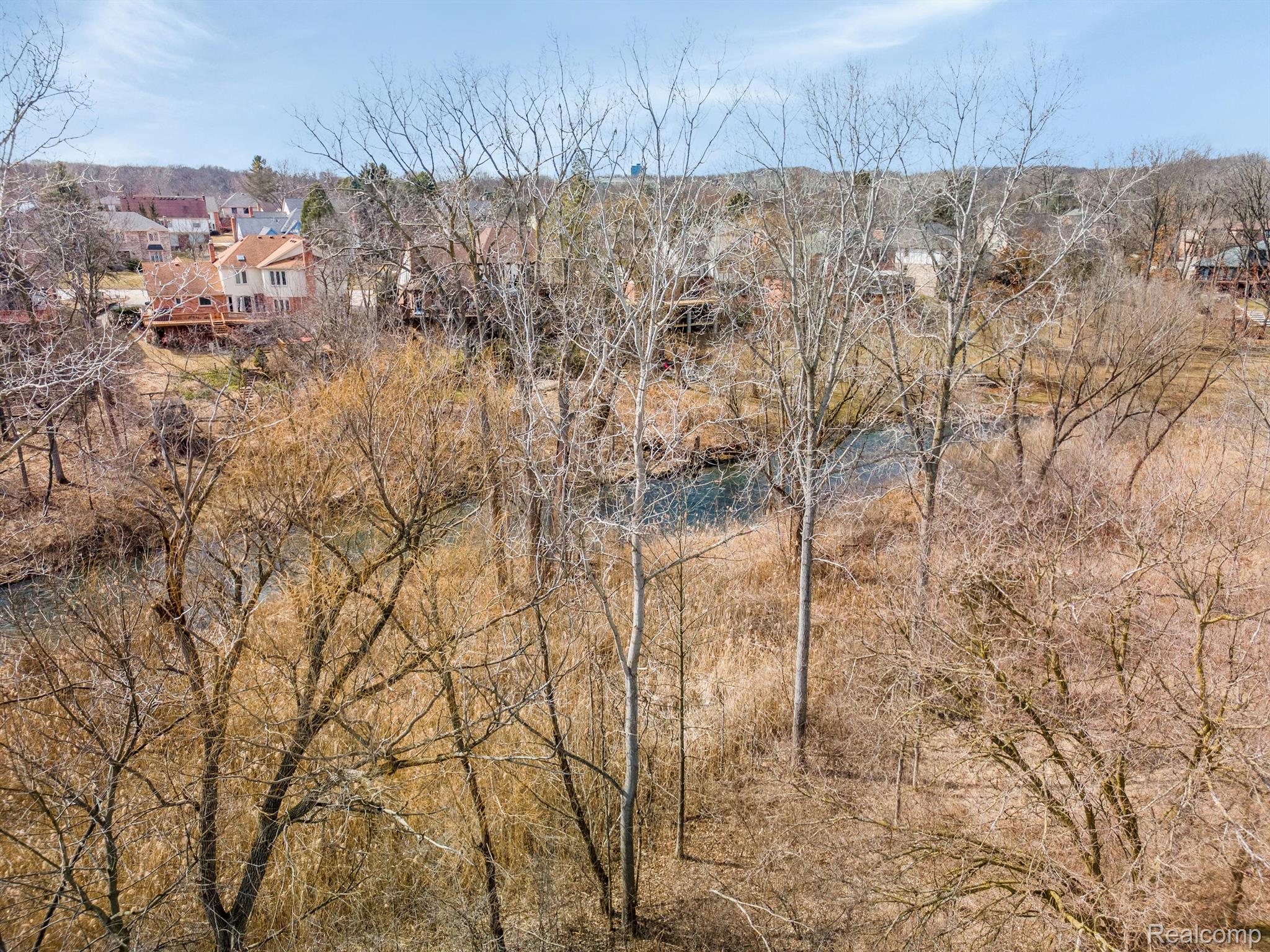 1693 Riverside Drive 5