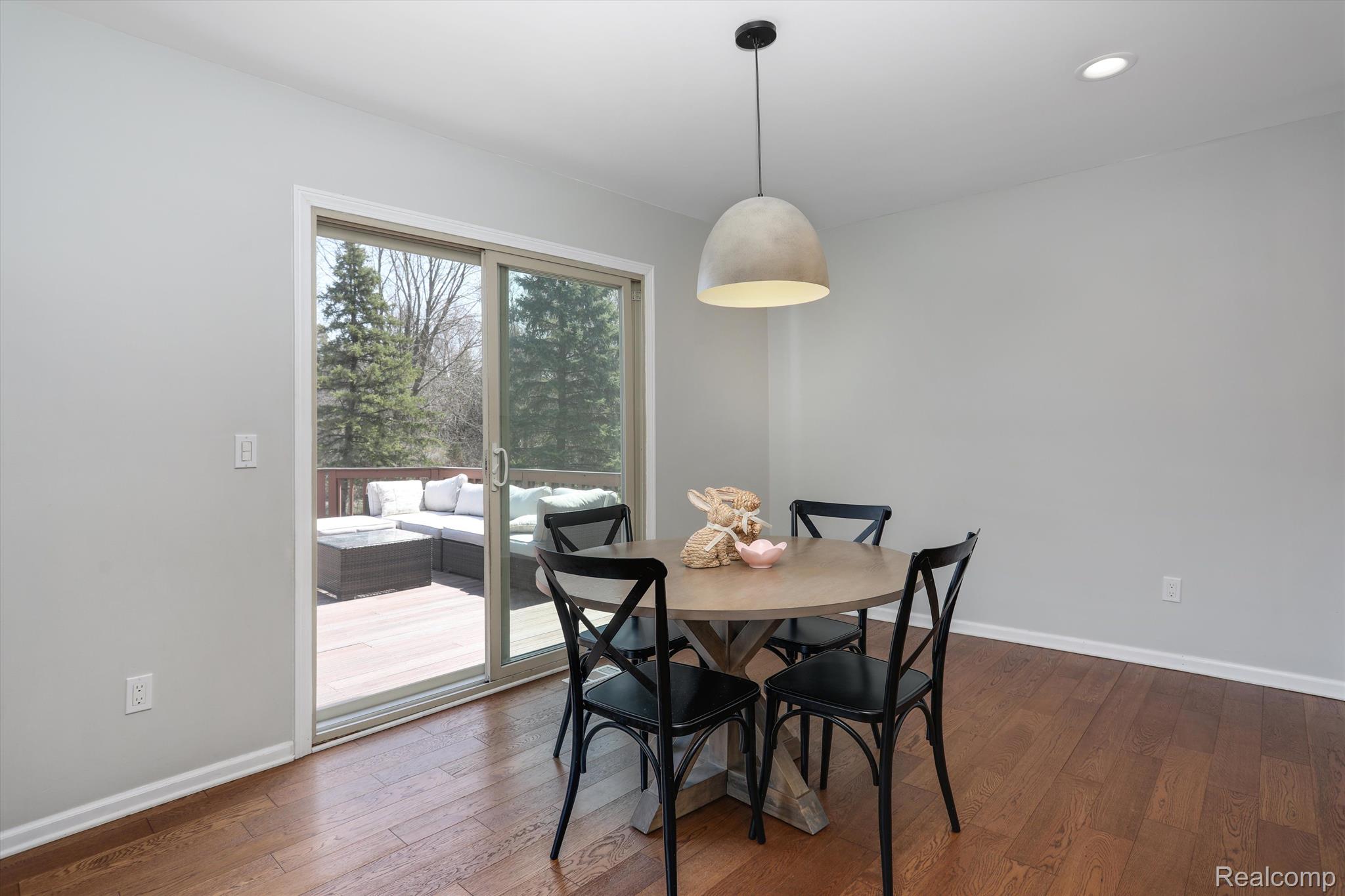 1095 Bembridge Drive