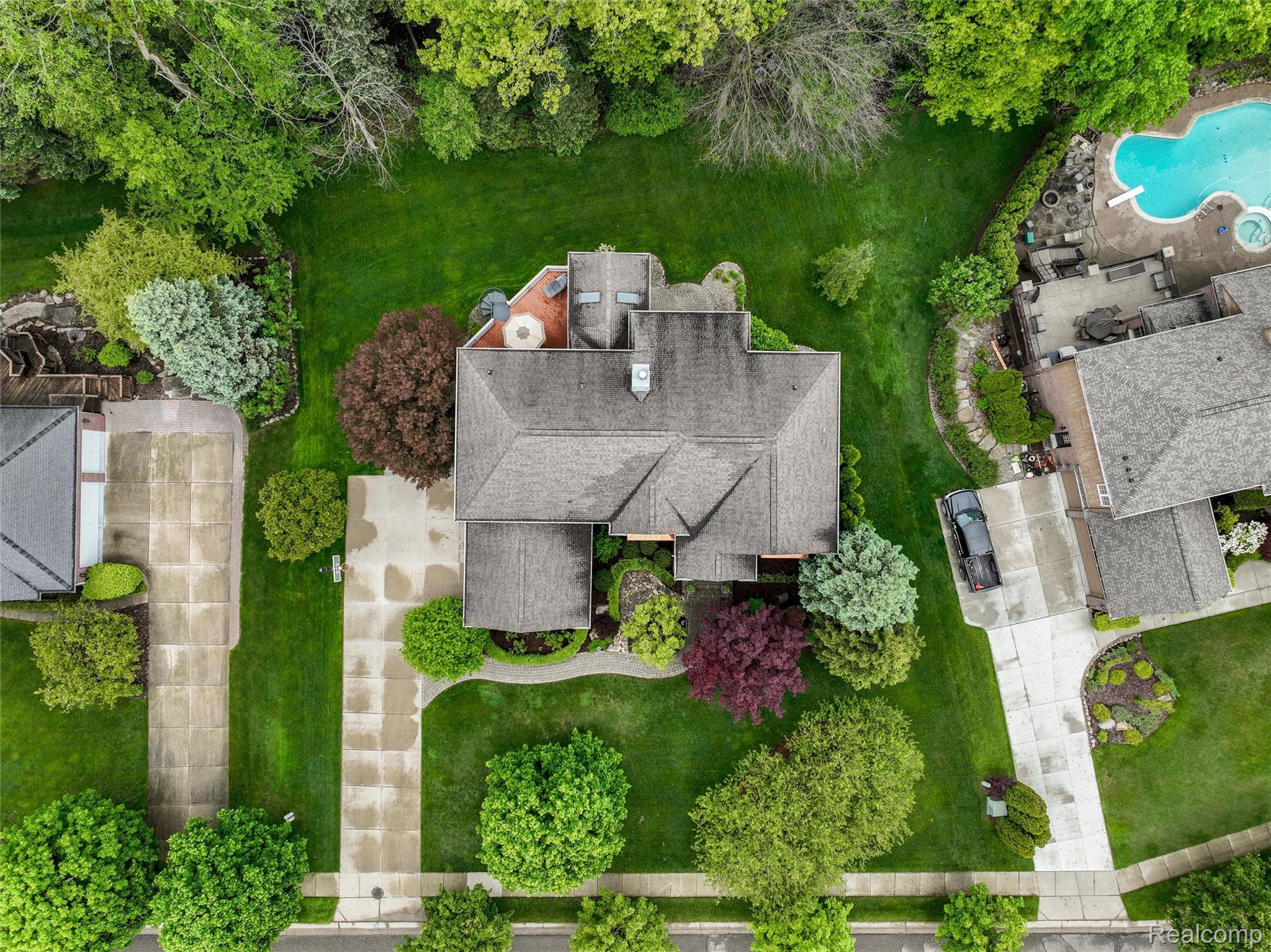 5687 Stonehaven Blvd