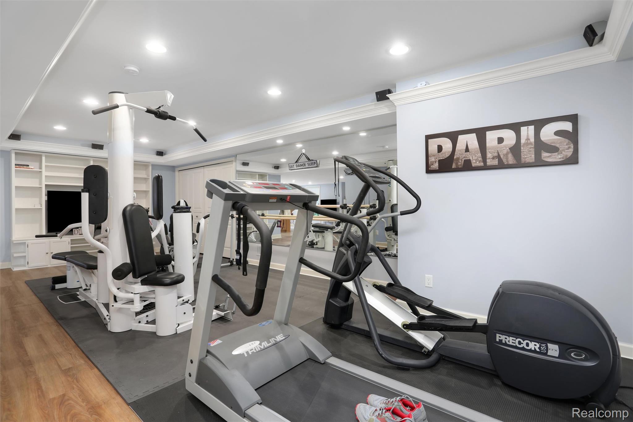 5687 Stonehaven Blvd