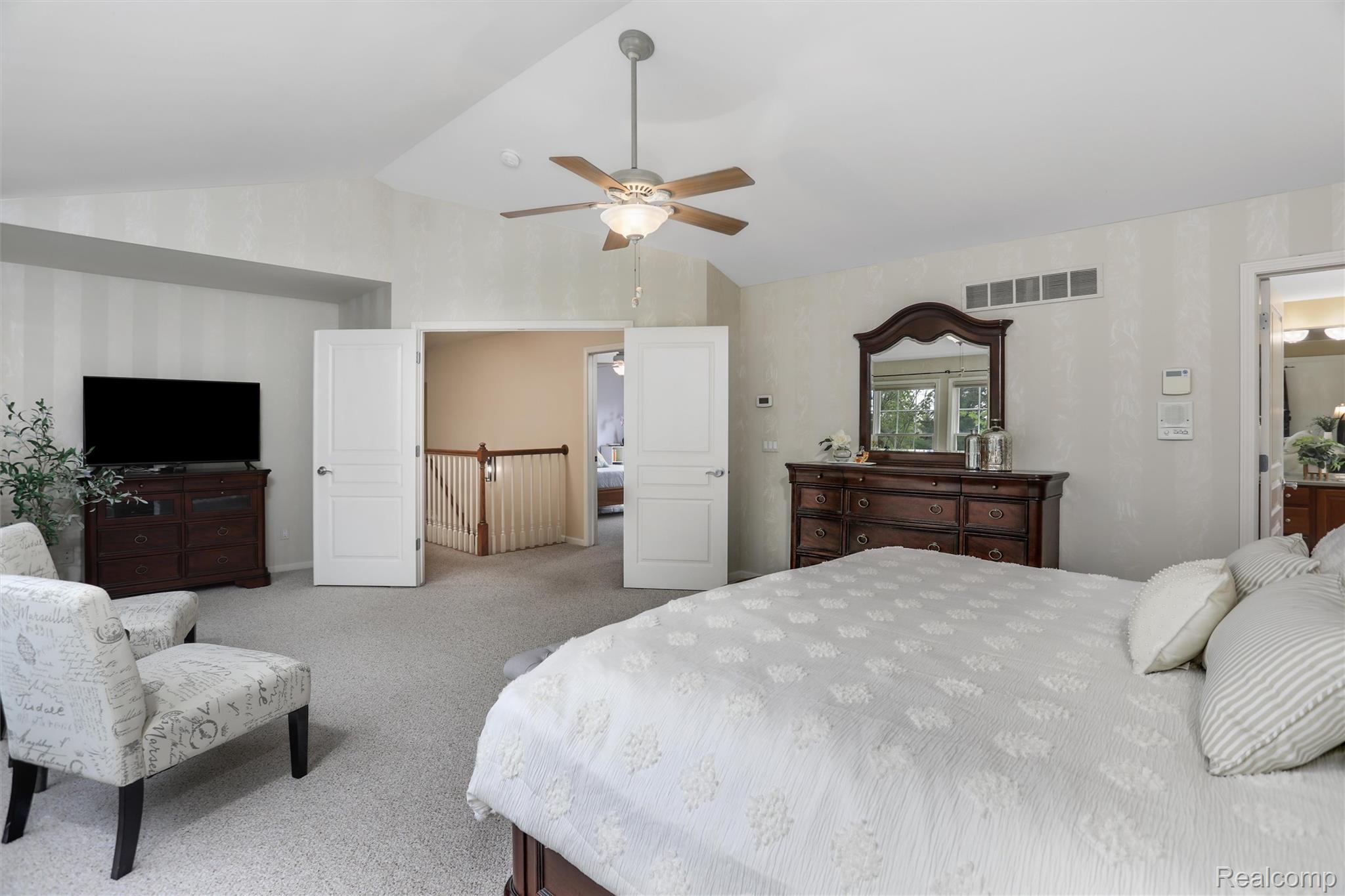 5687 Stonehaven Blvd