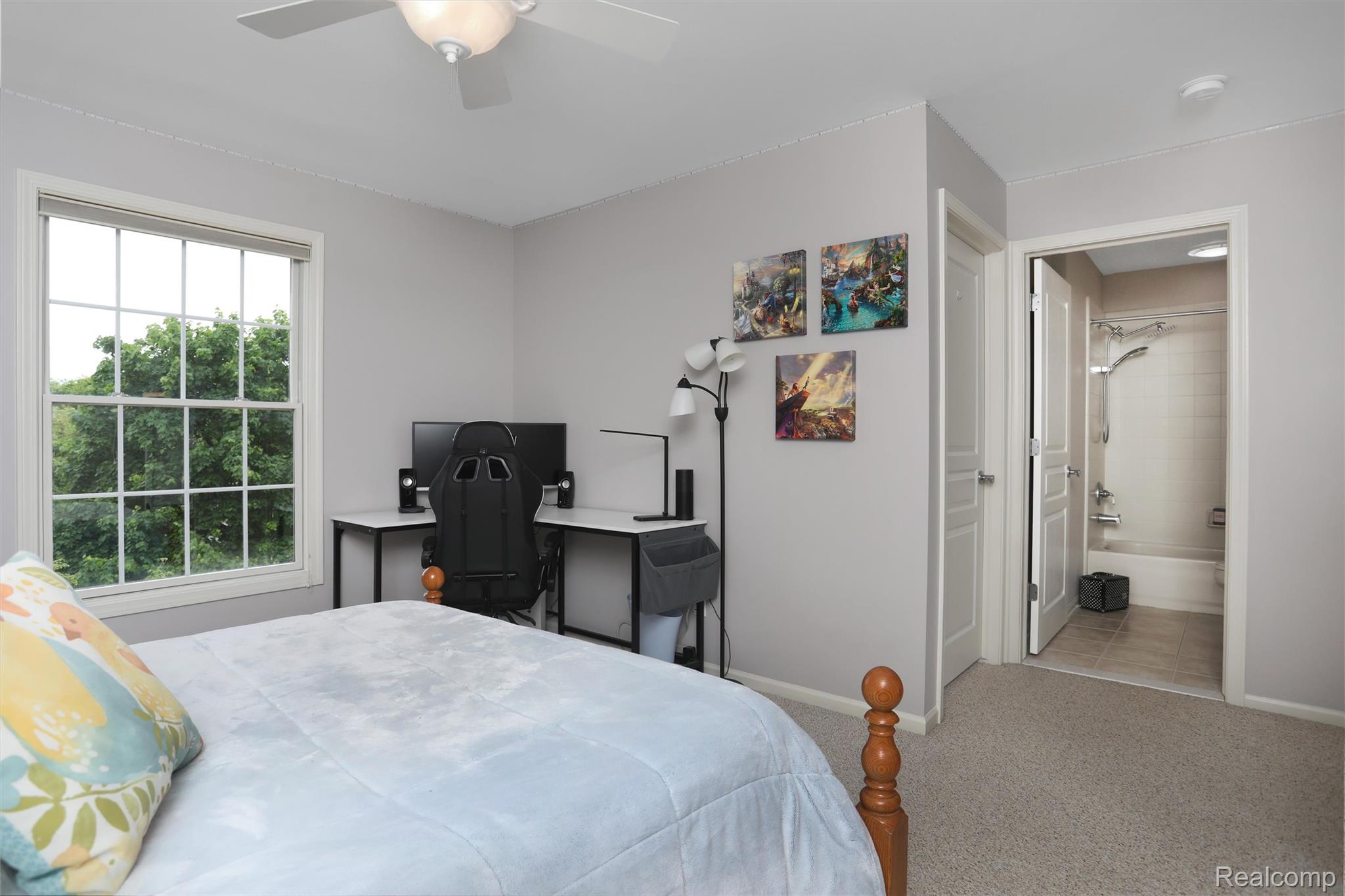 5687 Stonehaven Blvd