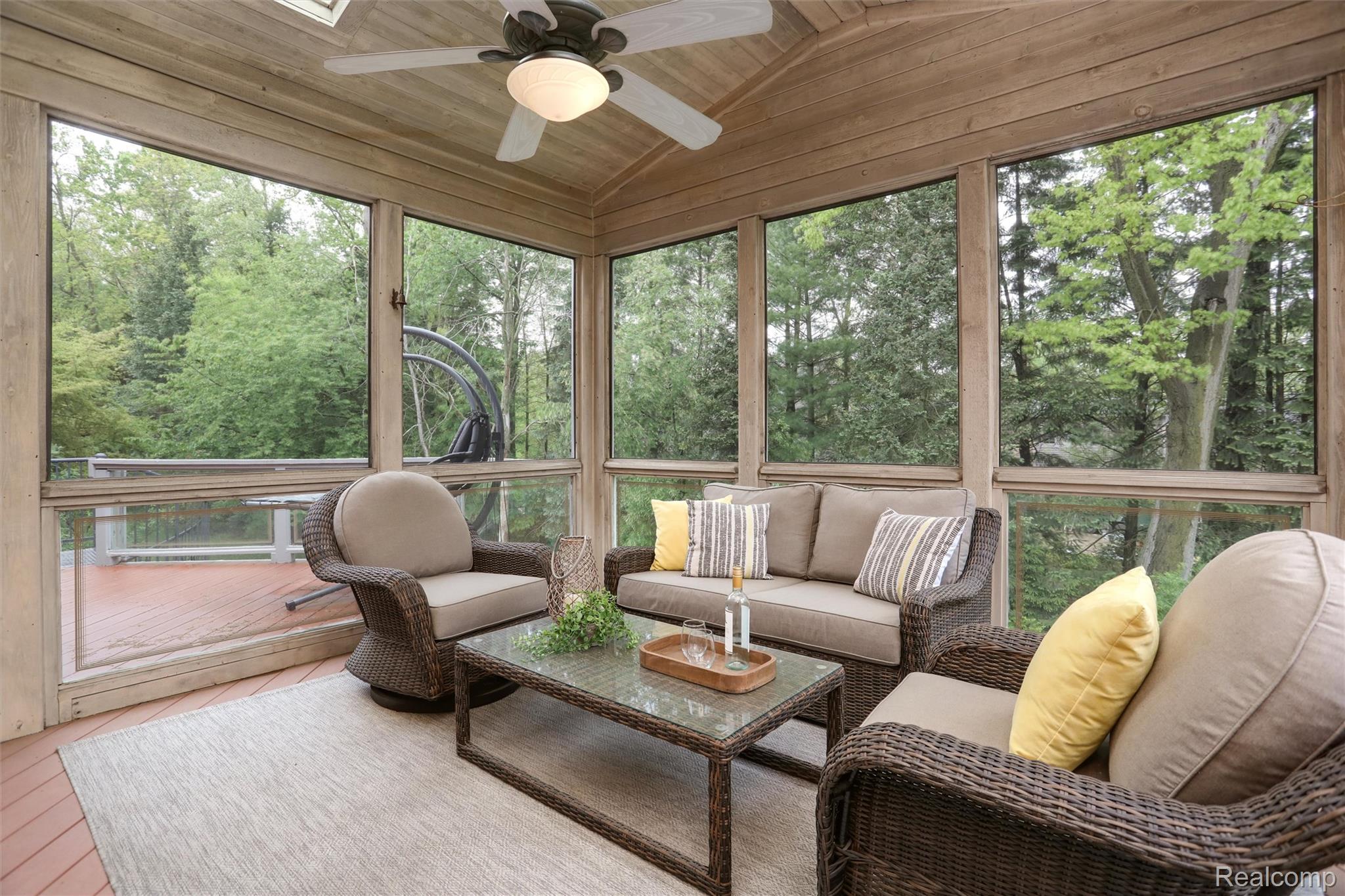 5687 Stonehaven Blvd