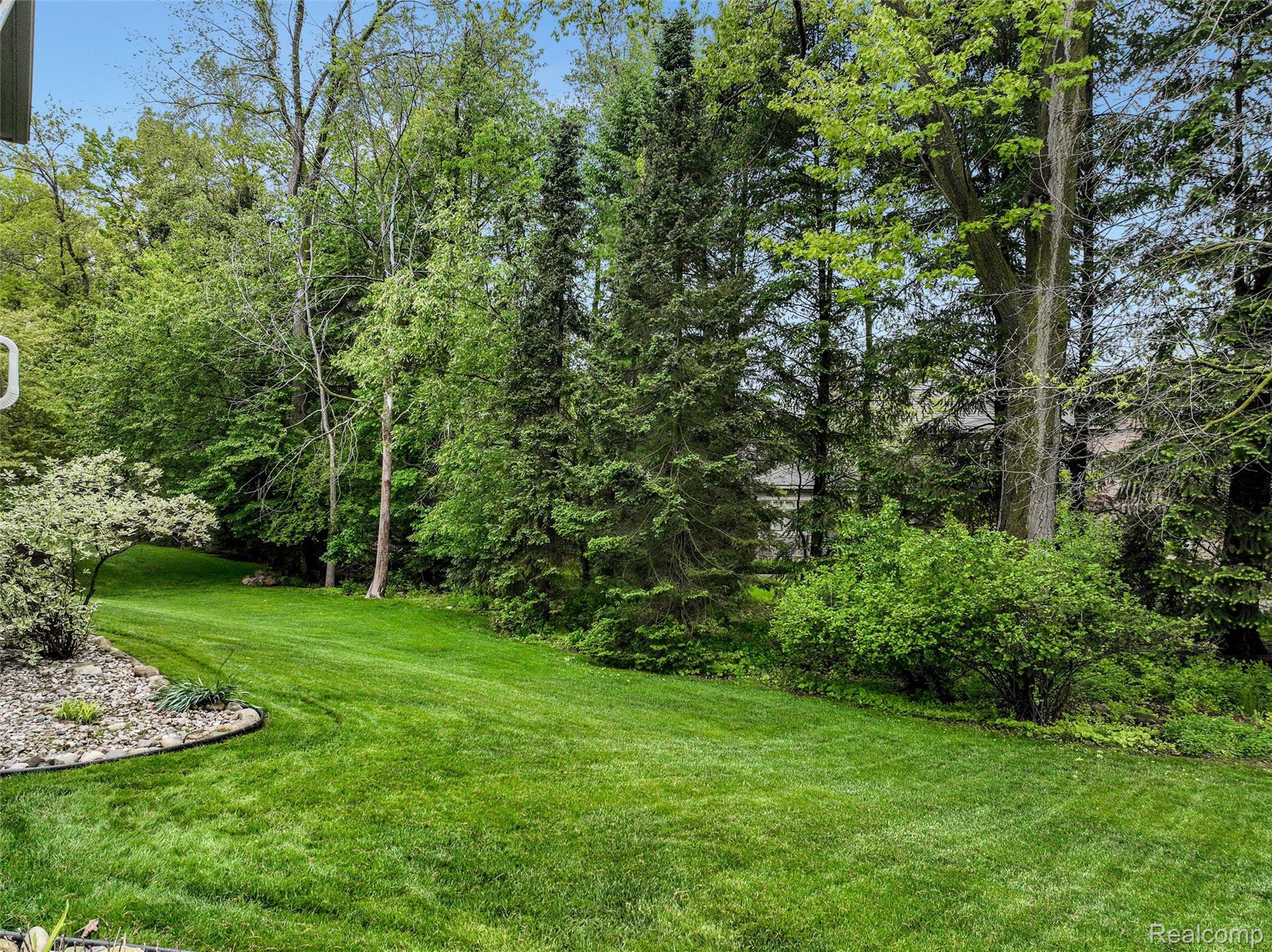 5687 Stonehaven Blvd