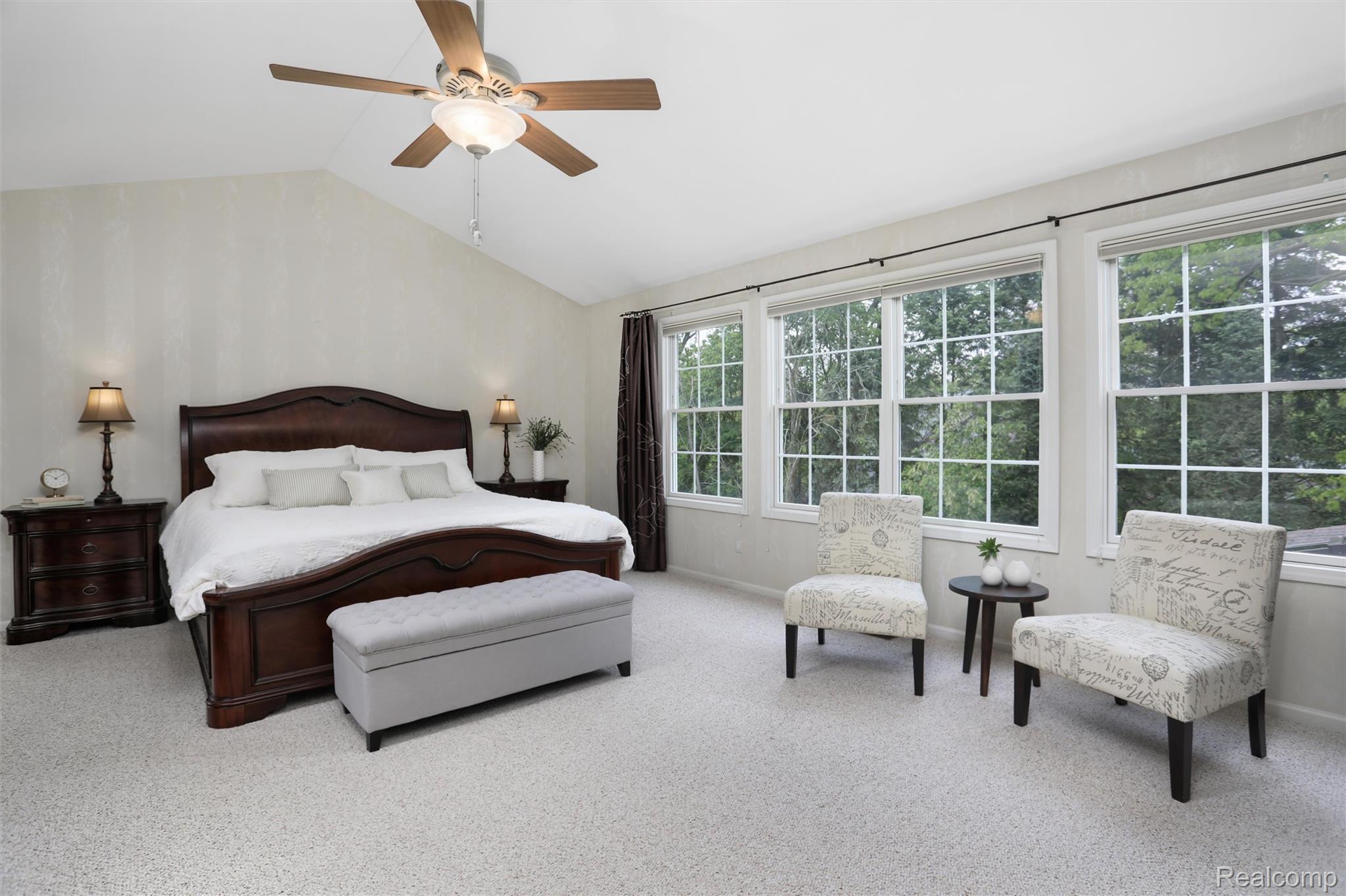 5687 Stonehaven Blvd