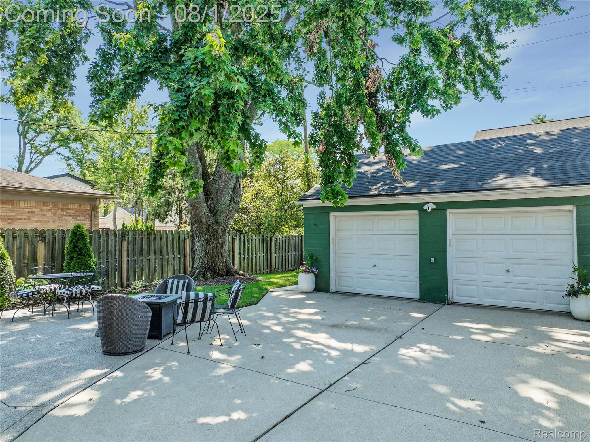 1028 Chapin Avenue