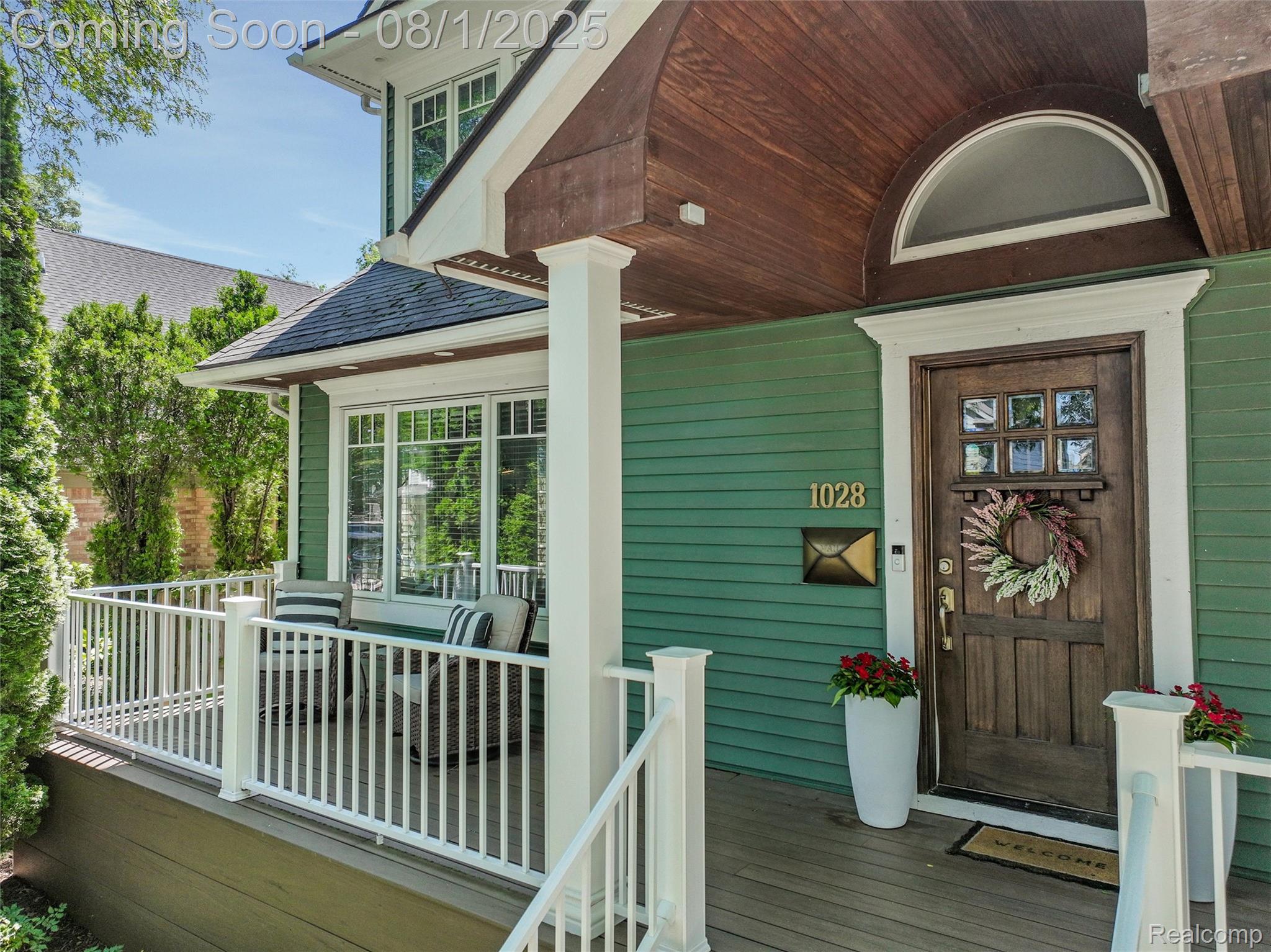 1028 Chapin Avenue