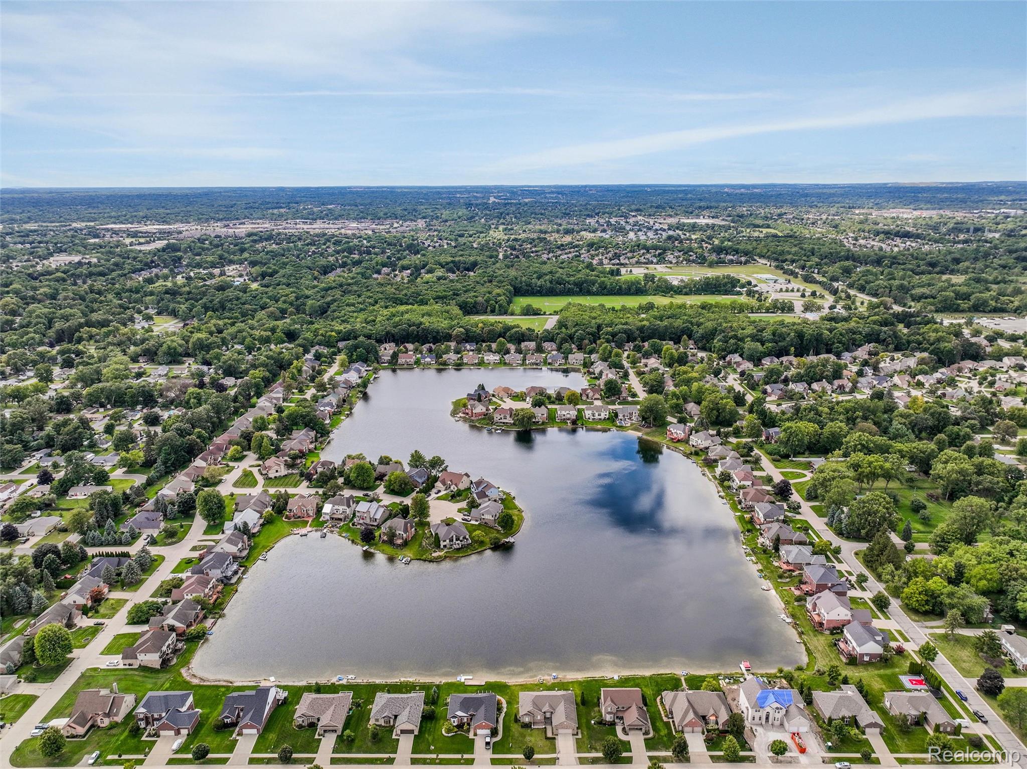 2082 Avon Lake Lane