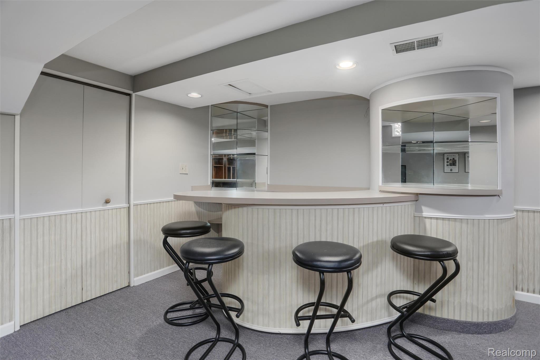 27300 Santa Ana Drive