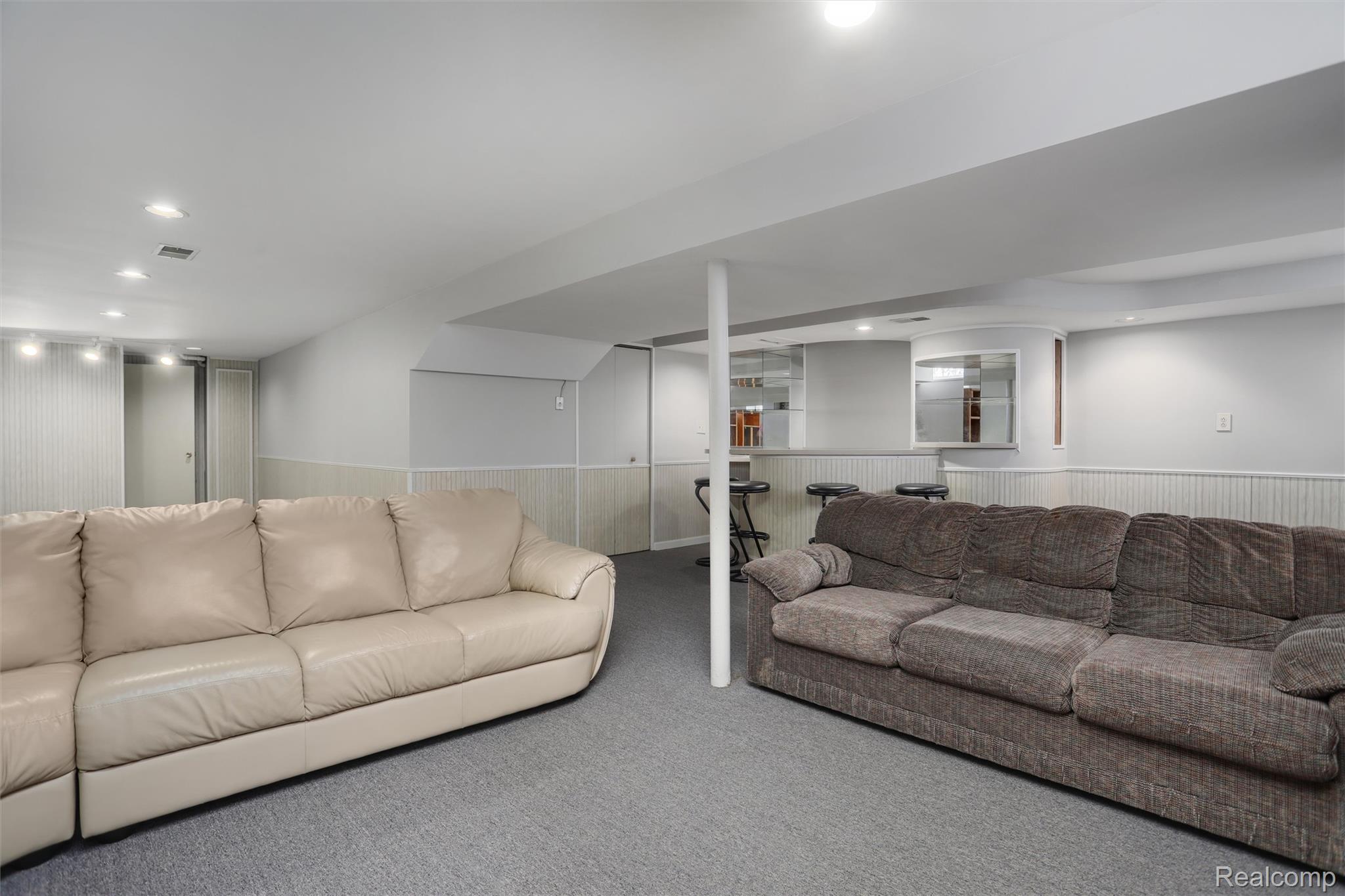 27300 Santa Ana Drive