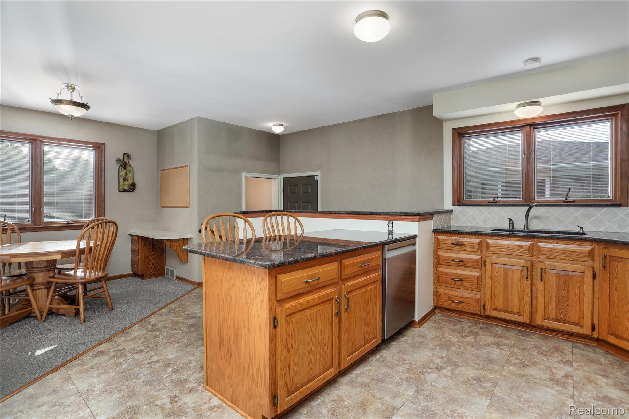 27300 Santa Ana Drive