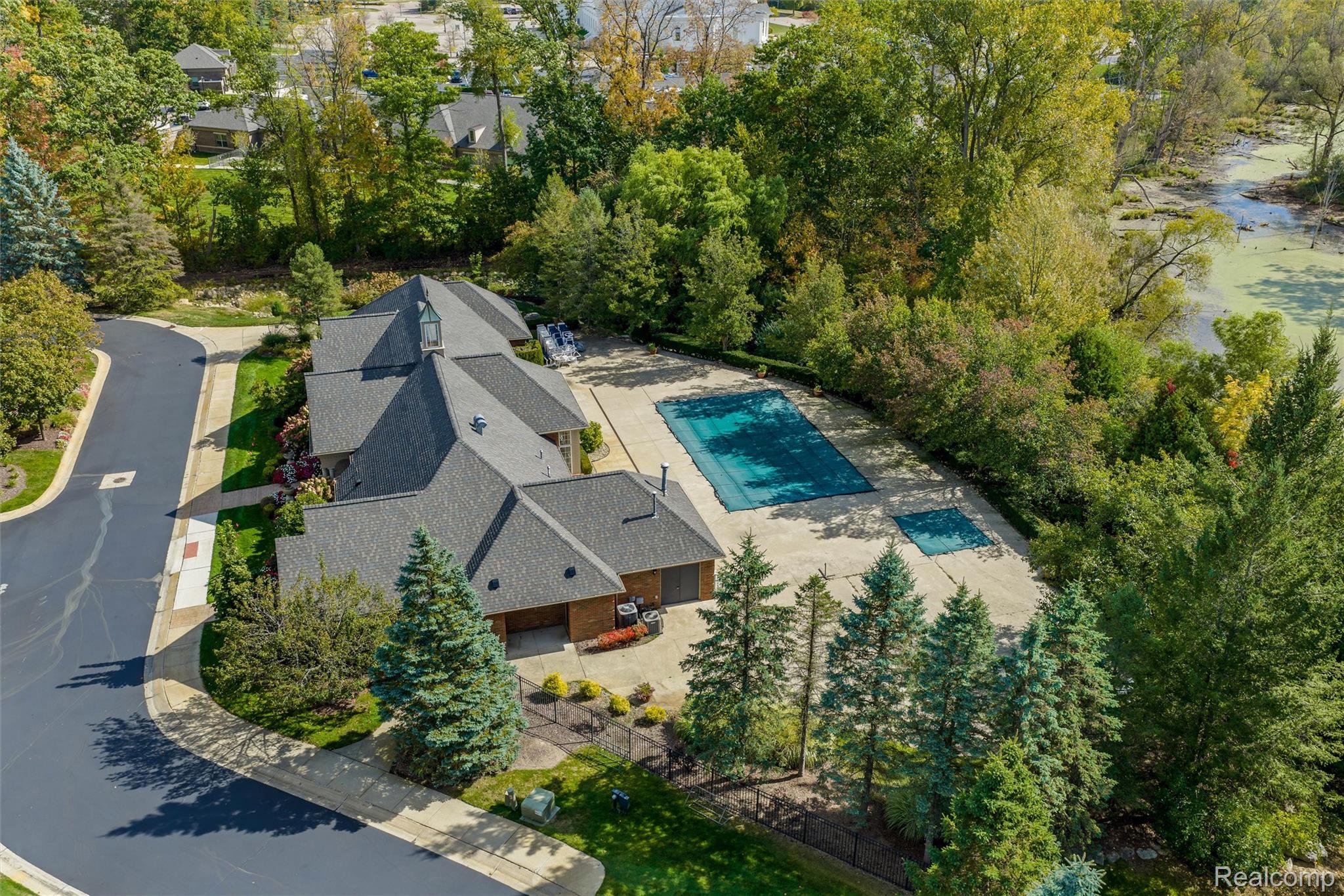 3582 Tremonte Circle S