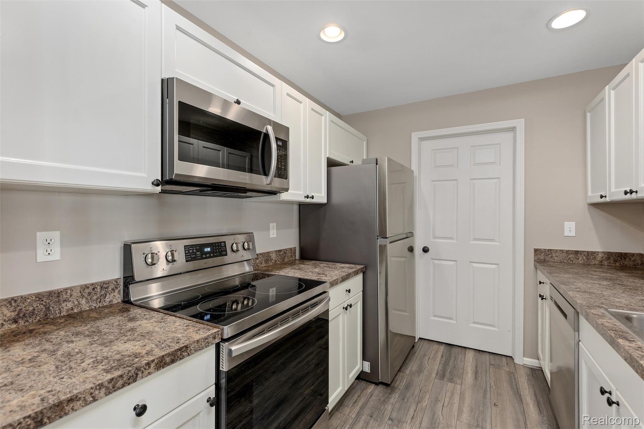 3582 Tremonte Circle S