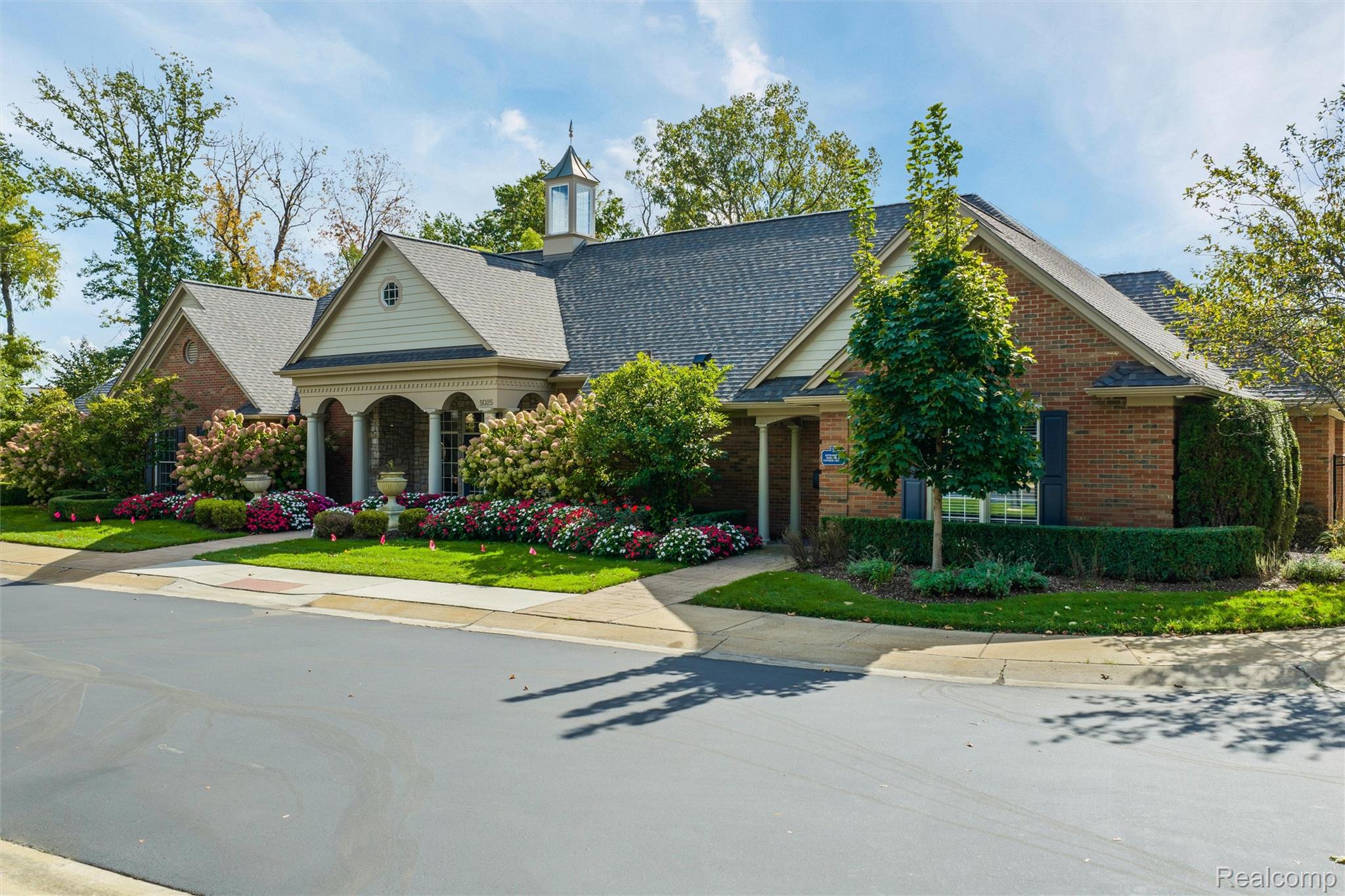 3582 Tremonte Circle S