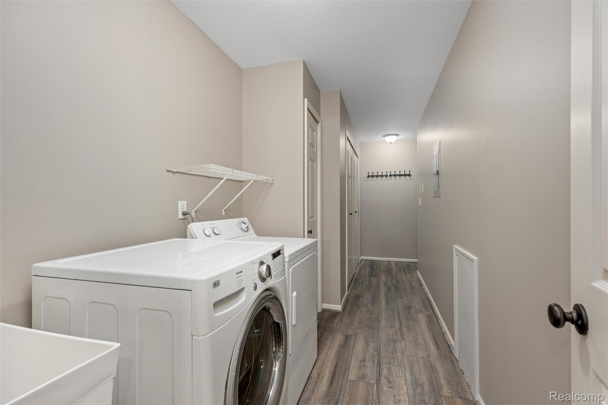 3582 Tremonte Circle S