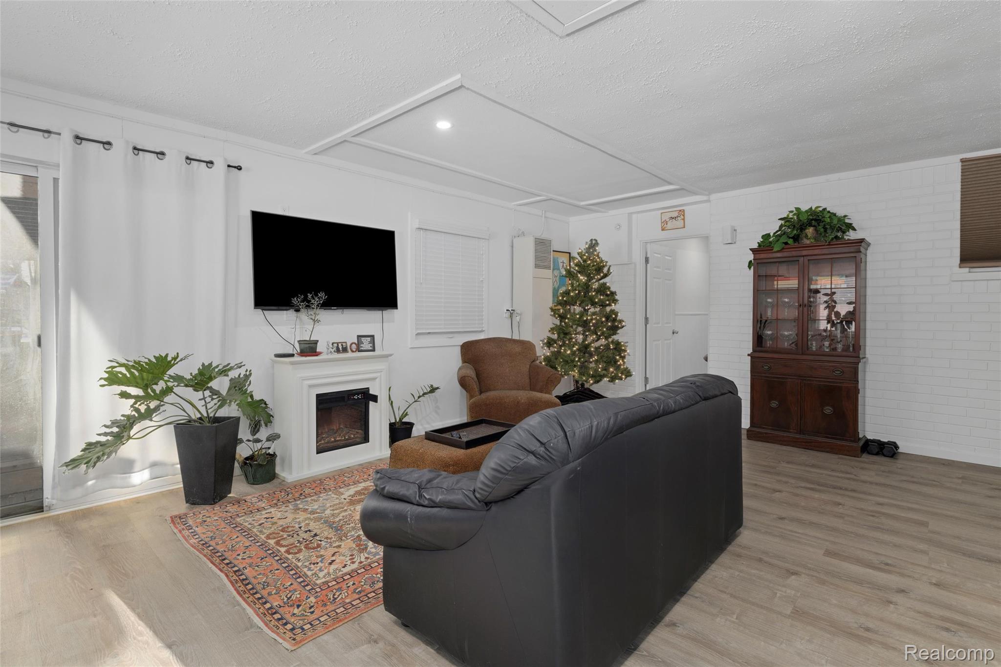 6018 Brynthrop Drive