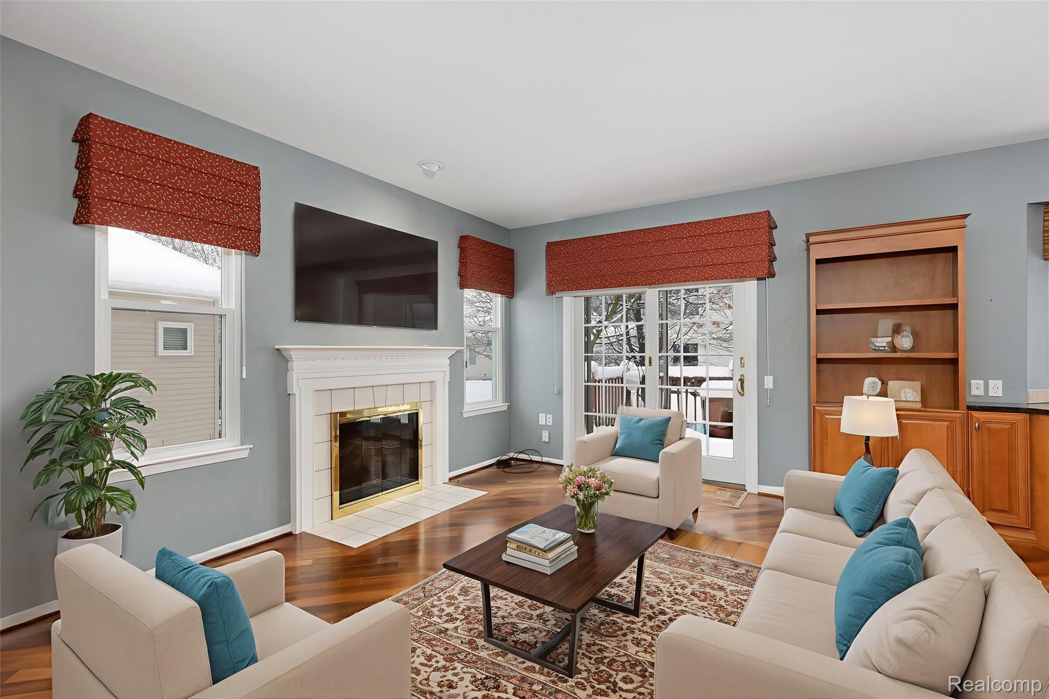 3709 Crestwood Drive