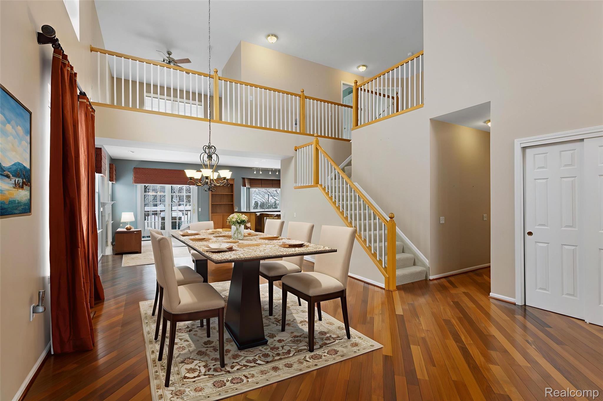 3709 Crestwood Drive
