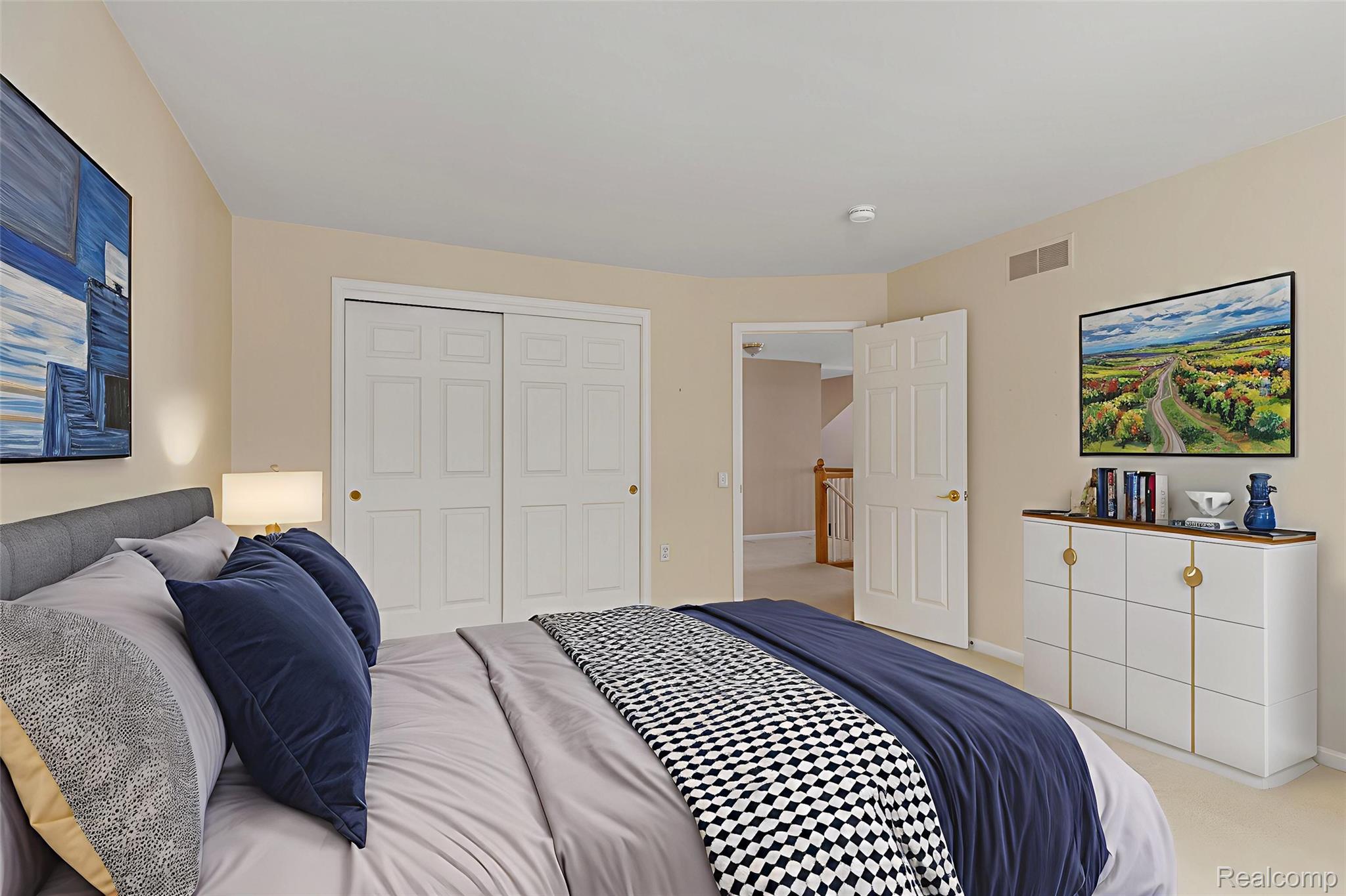 3709 Crestwood Drive