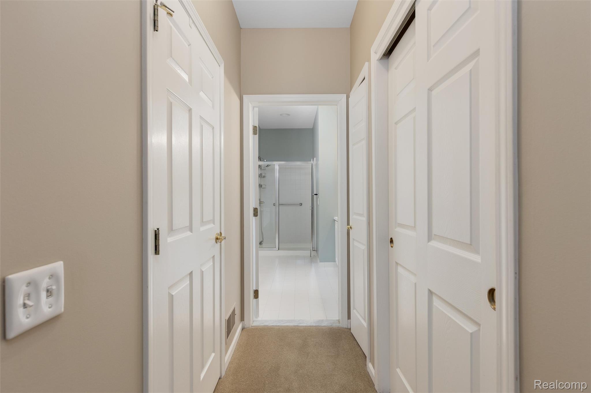 3709 Crestwood Drive