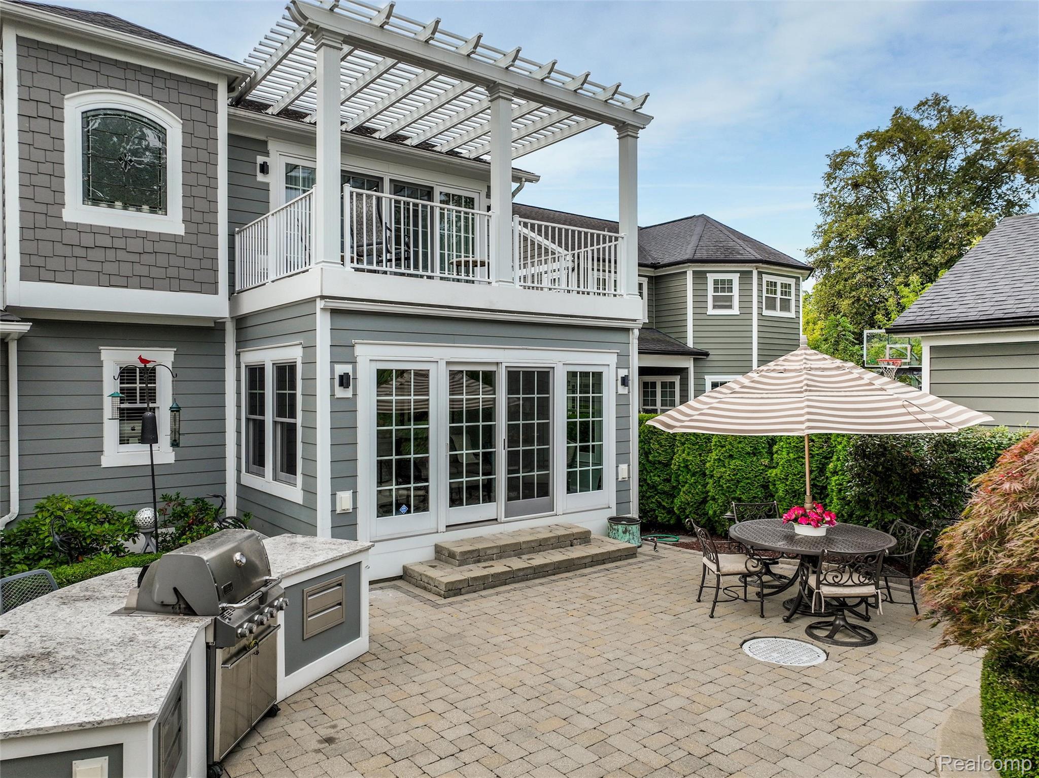 323 Terry Avenue