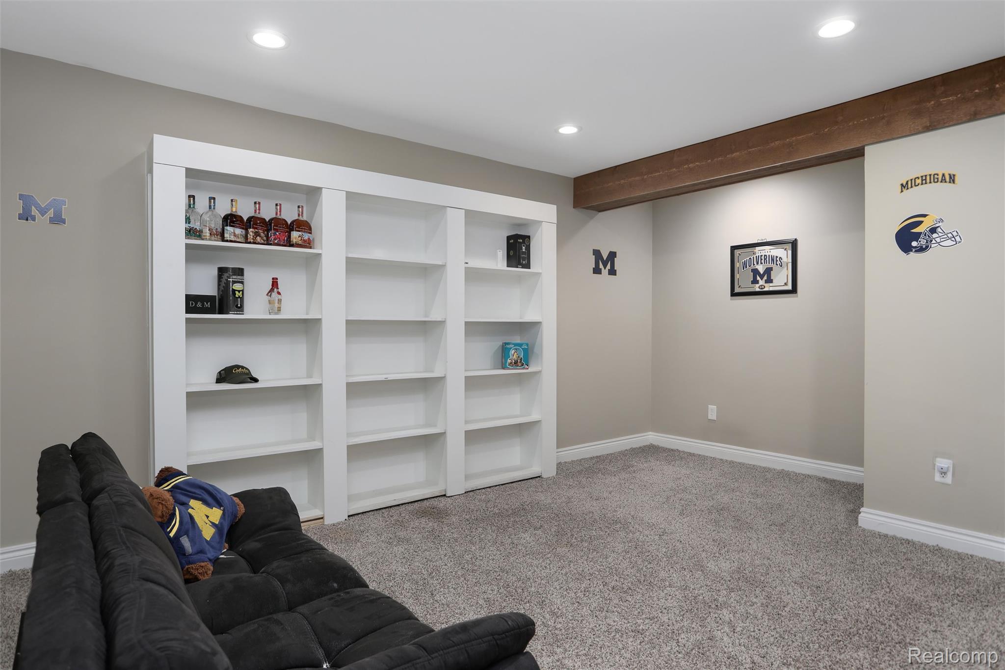 55975 Sequoia Court