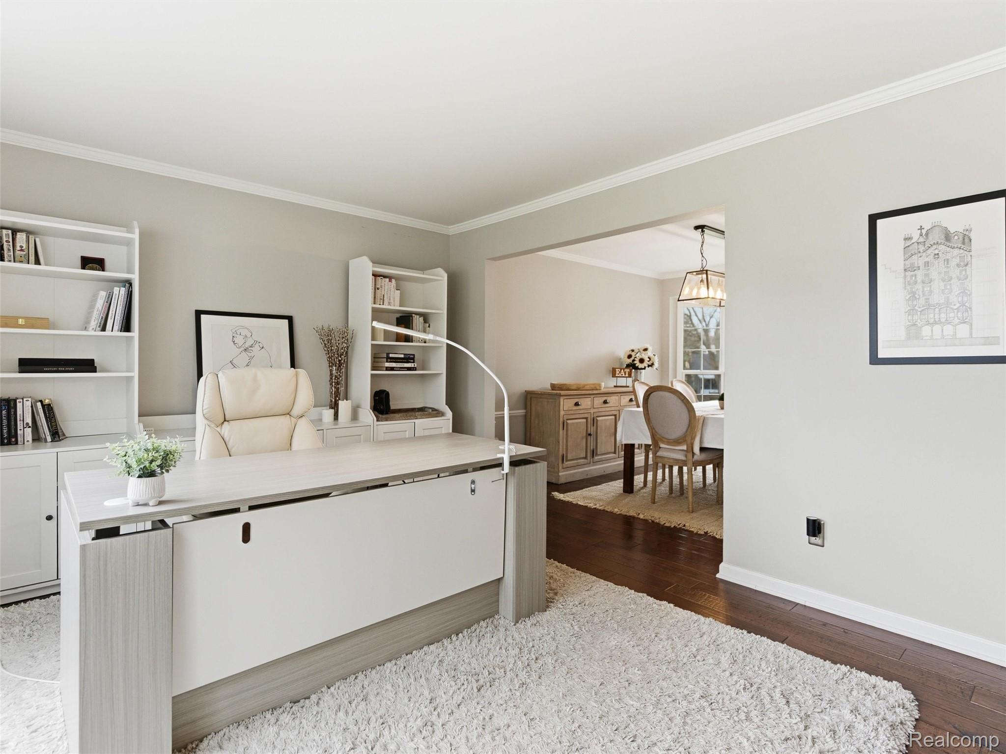 2000 Stonington Court