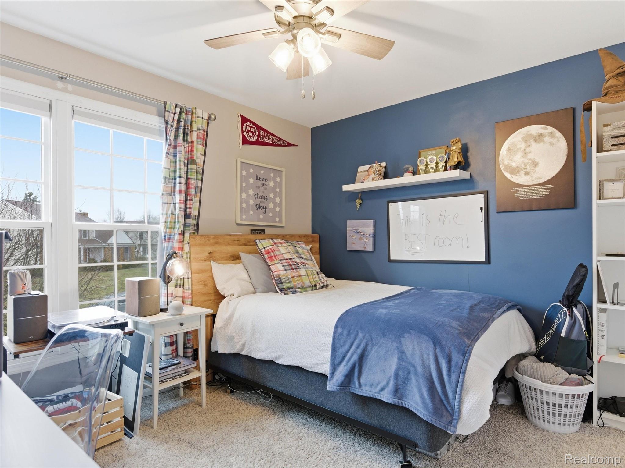 2000 Stonington Court