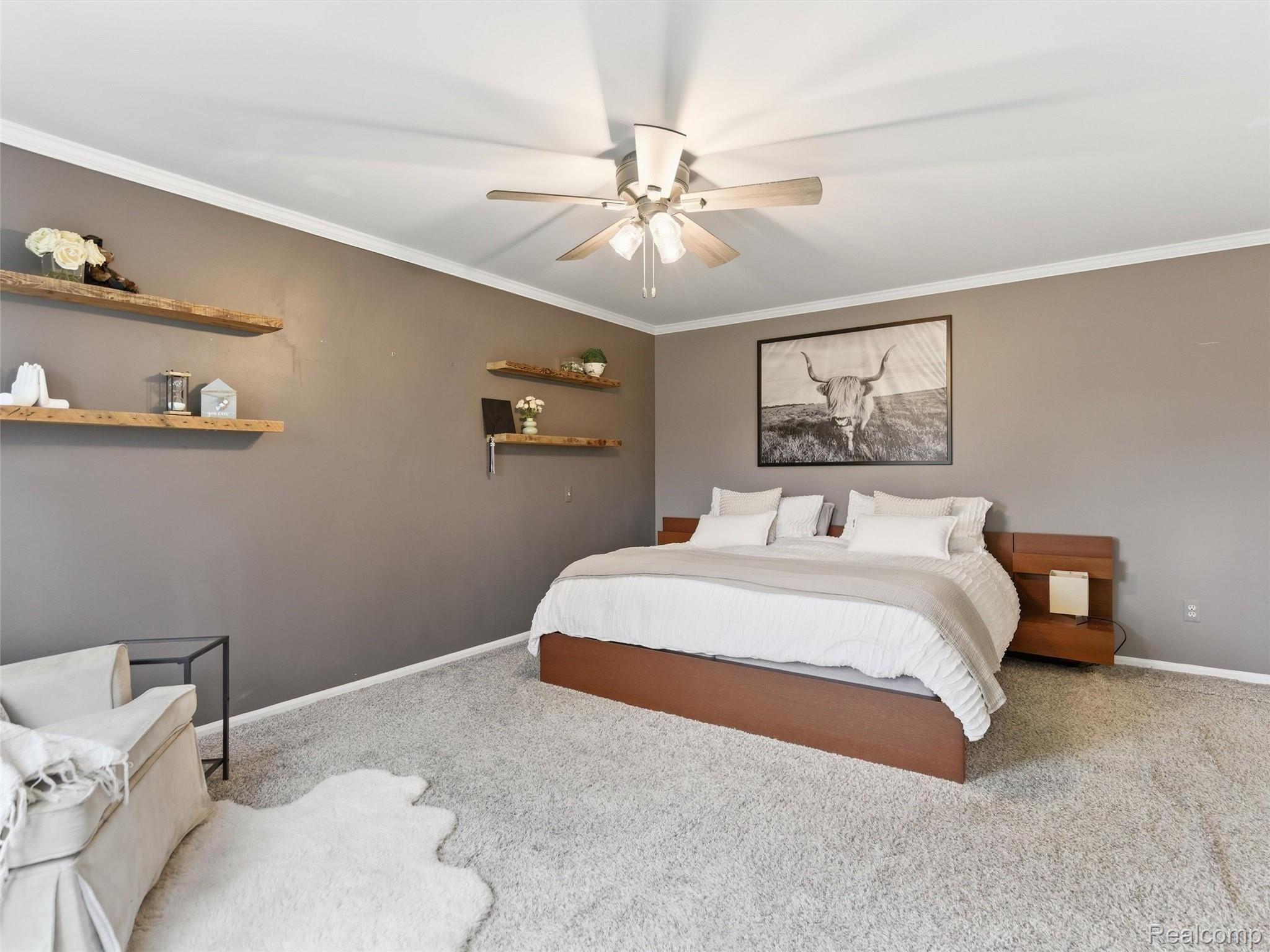 2000 Stonington Court