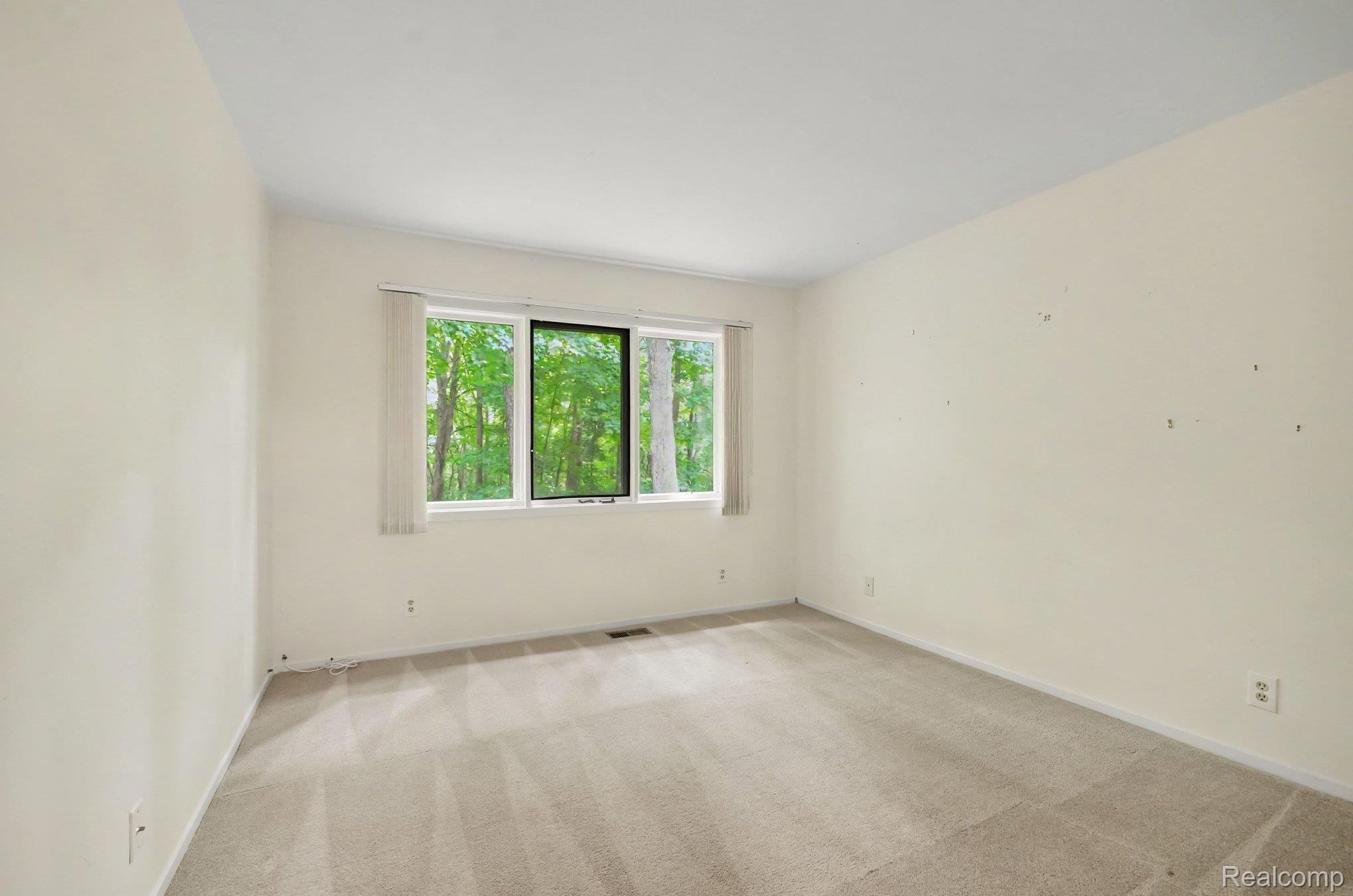 6329 Mission Drive