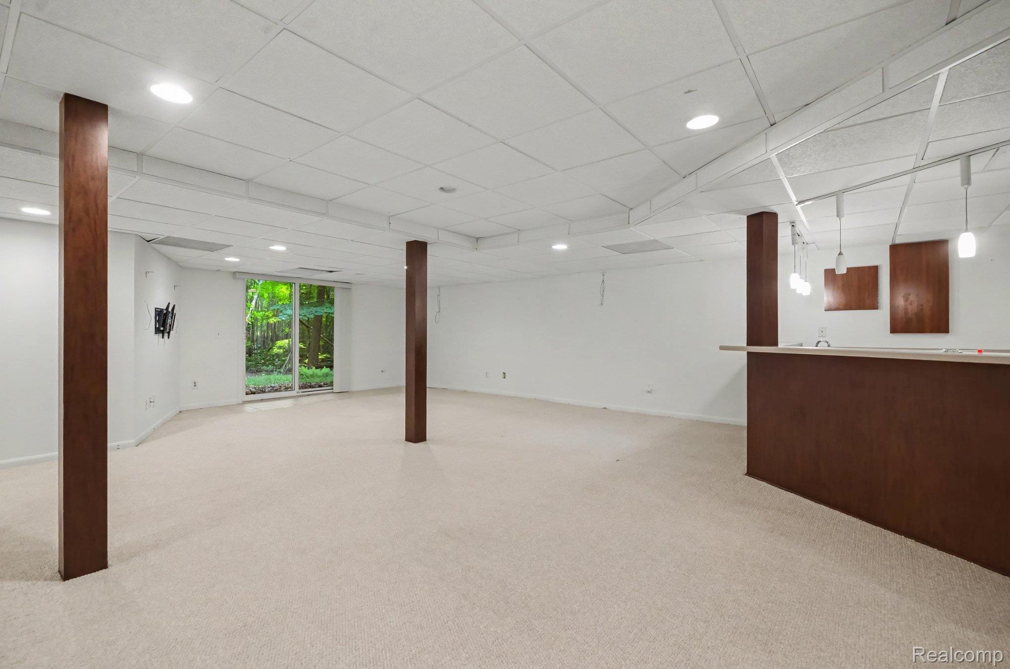 6329 Mission Drive