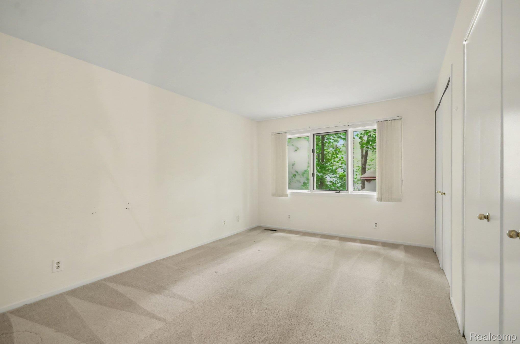 6329 Mission Drive