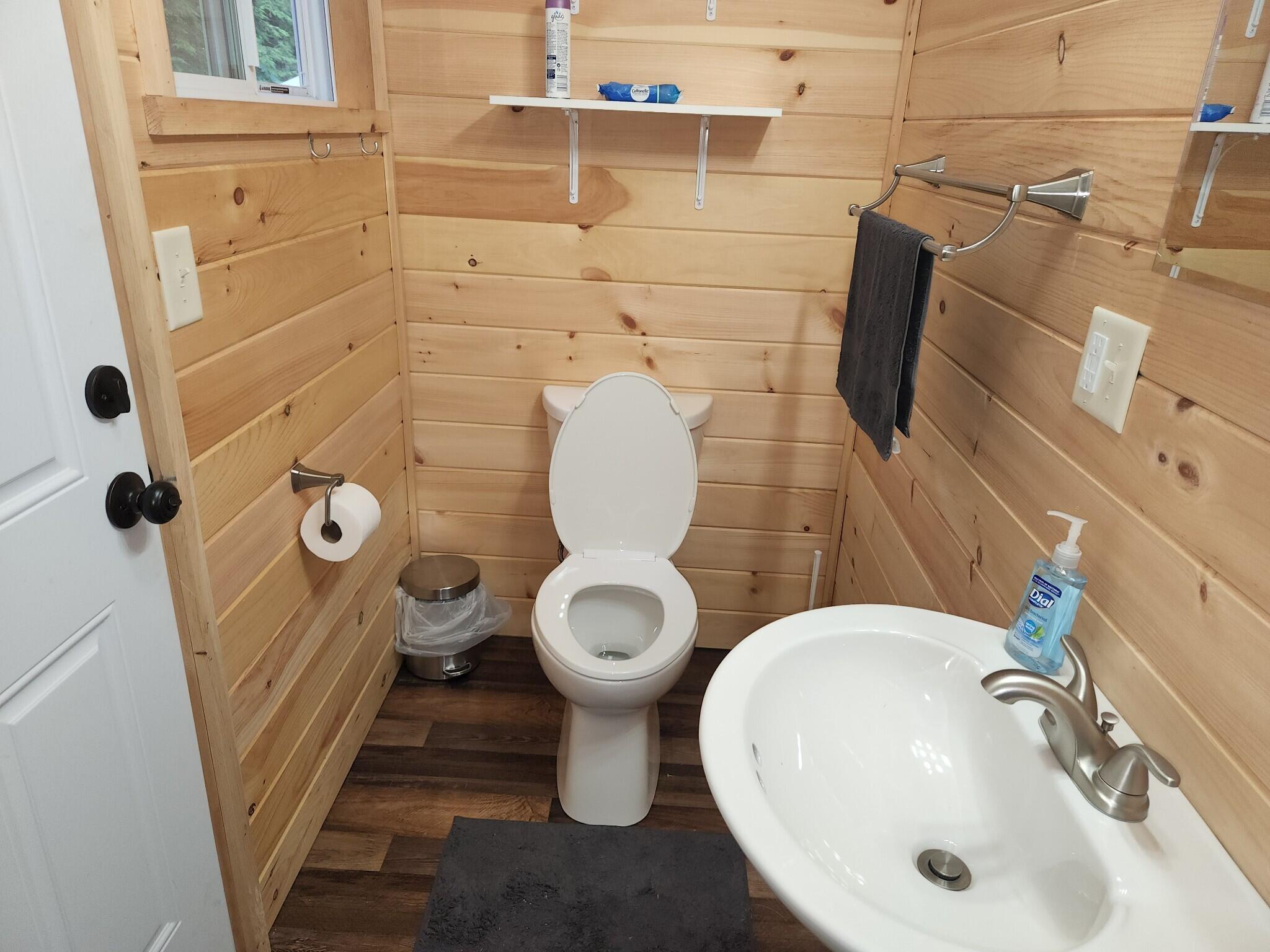 380 Cedar Lake Road, T3 R9 NWP