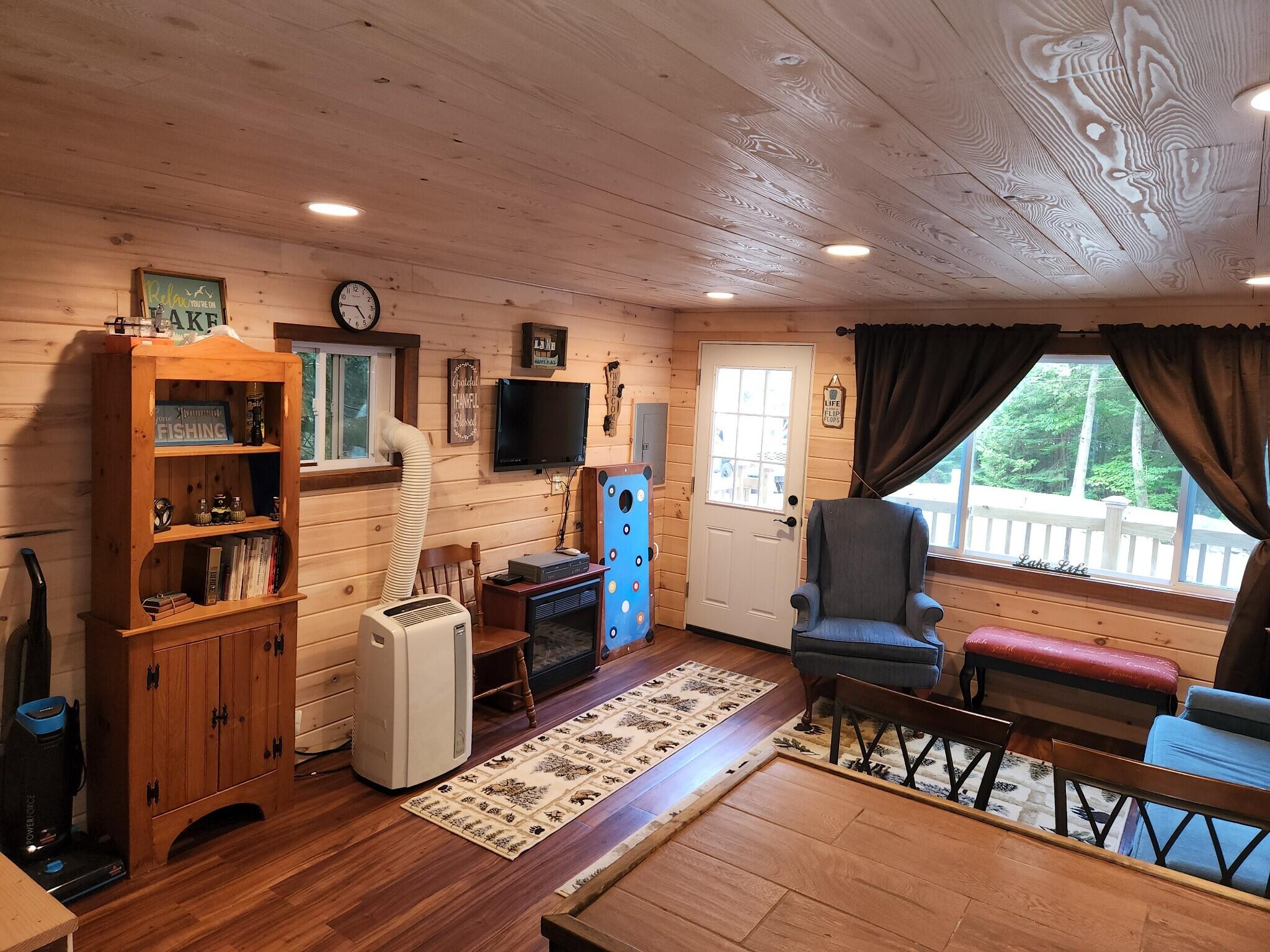 380 Cedar Lake Road, T3 R9 NWP