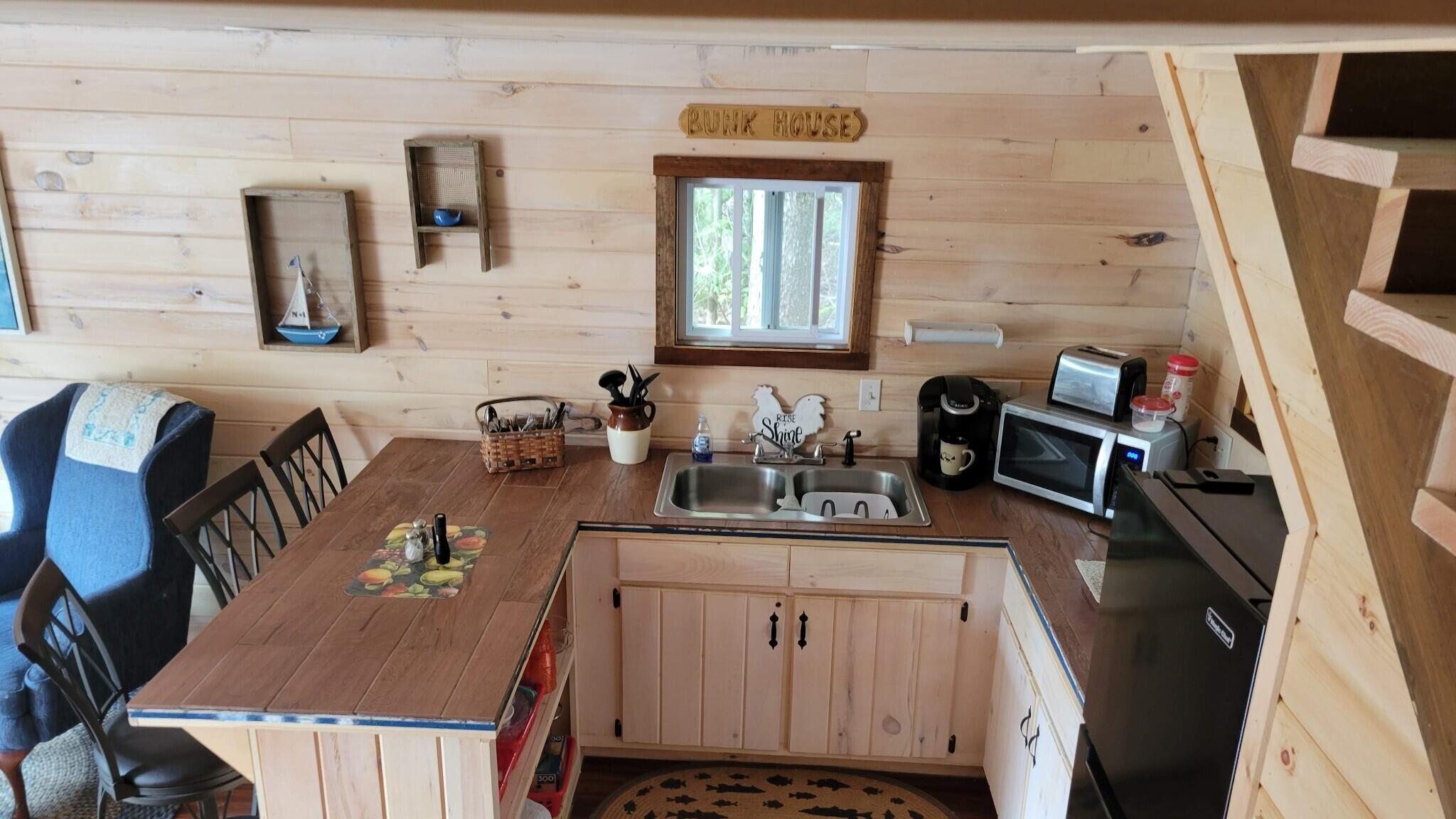 380 Cedar Lake Road, T3 R9 NWP