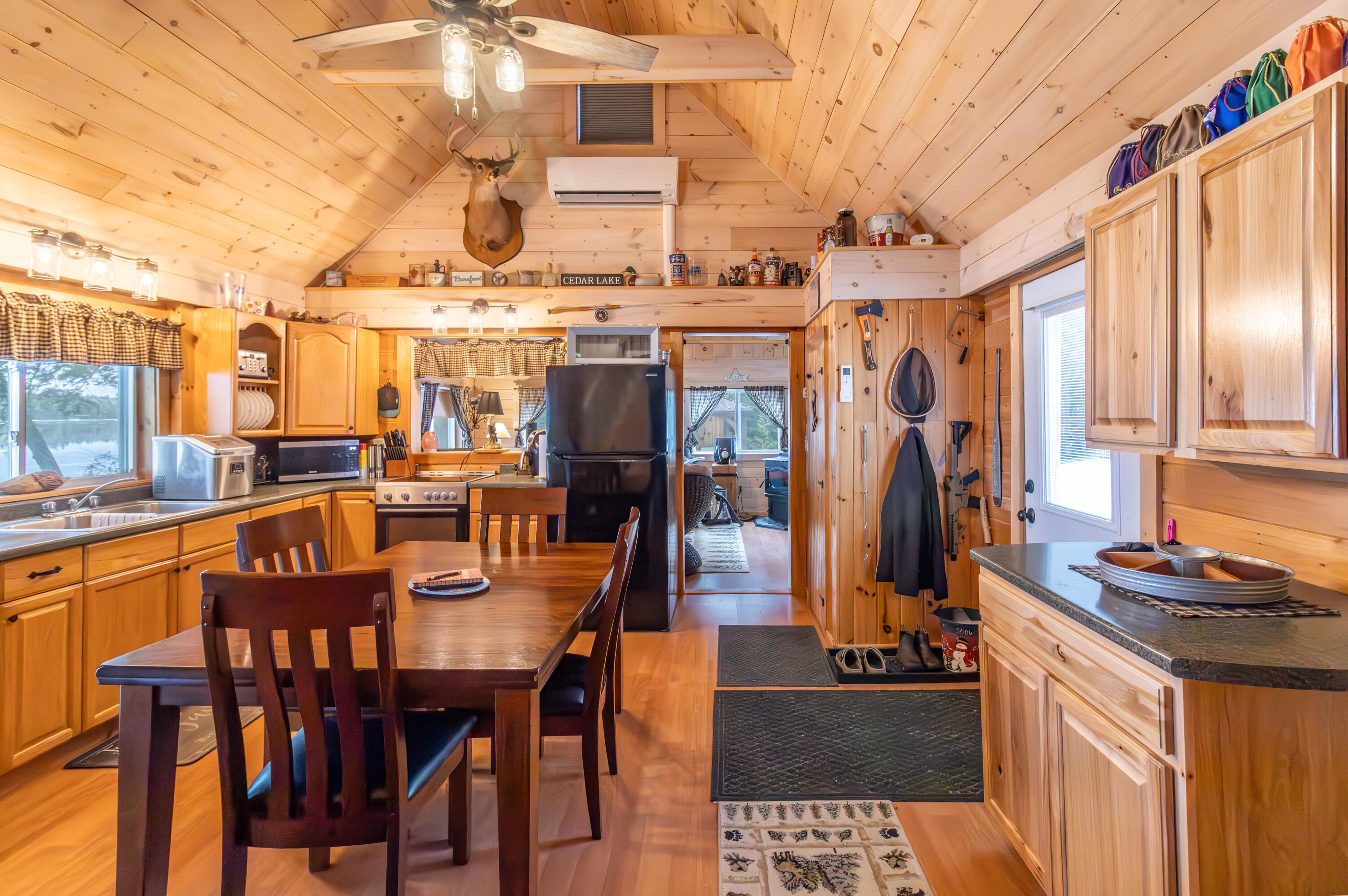 380 Cedar Lake Road, T3 R9 NWP