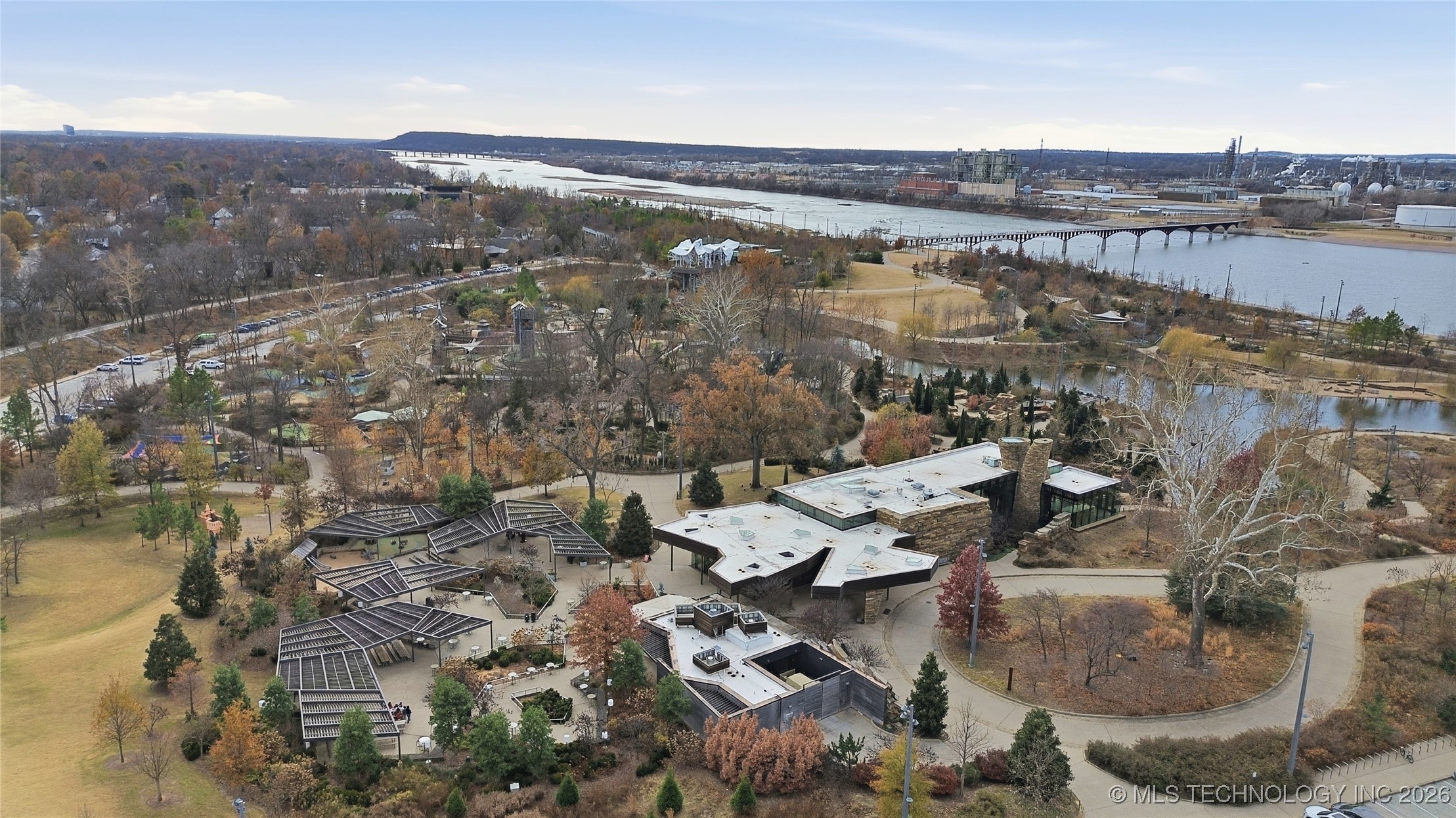 3767 S Riverside Drive E 3767