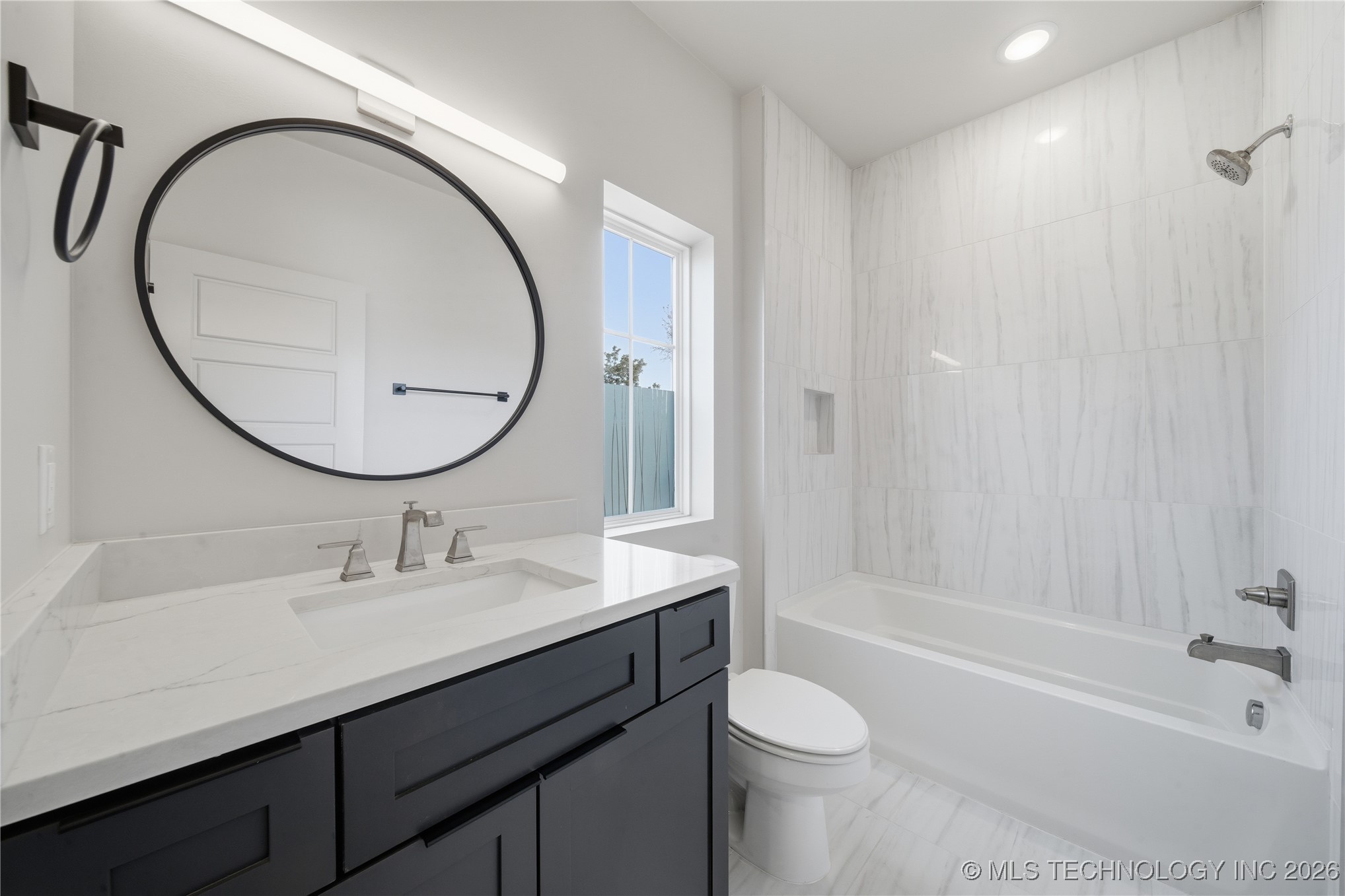 3767 S Riverside Drive E 3767