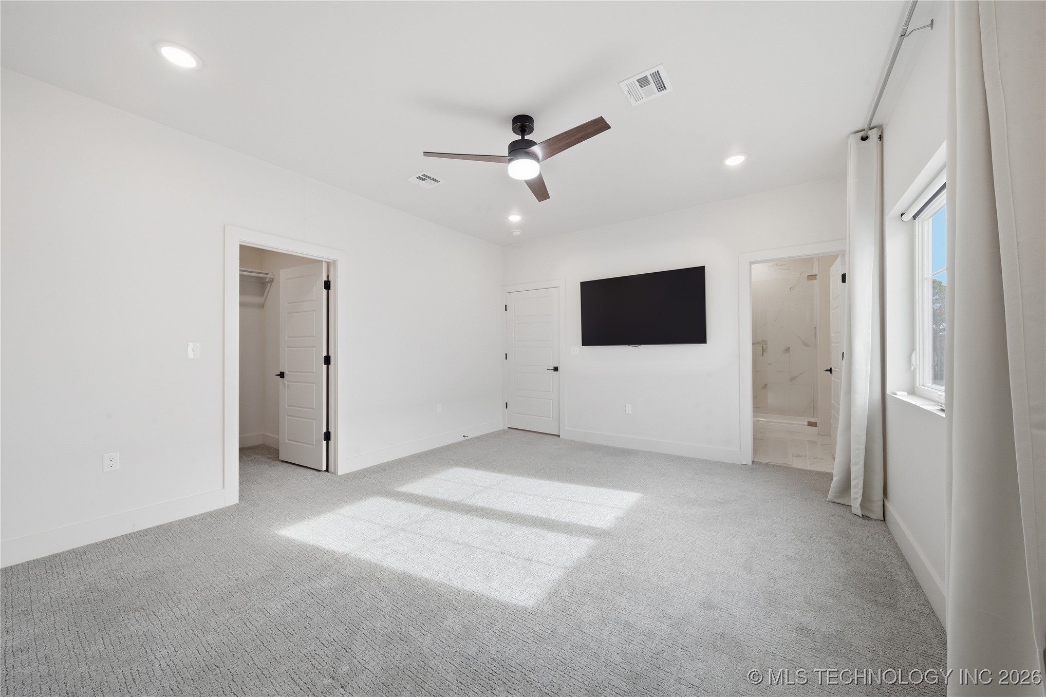 3767 S Riverside Drive E 3767