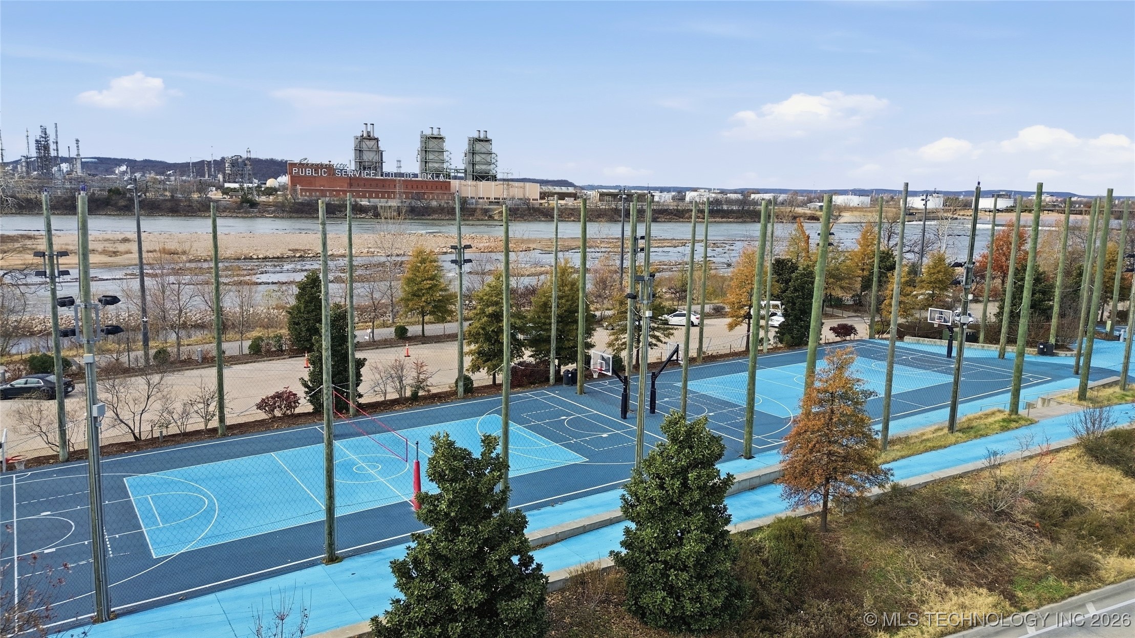 3767 S Riverside Drive E 3767