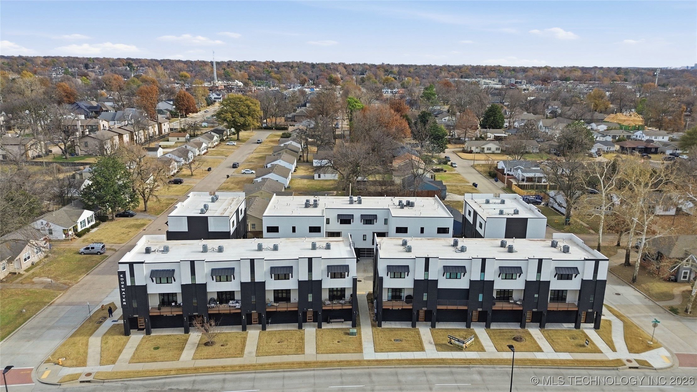 3767 S Riverside Drive E 3767